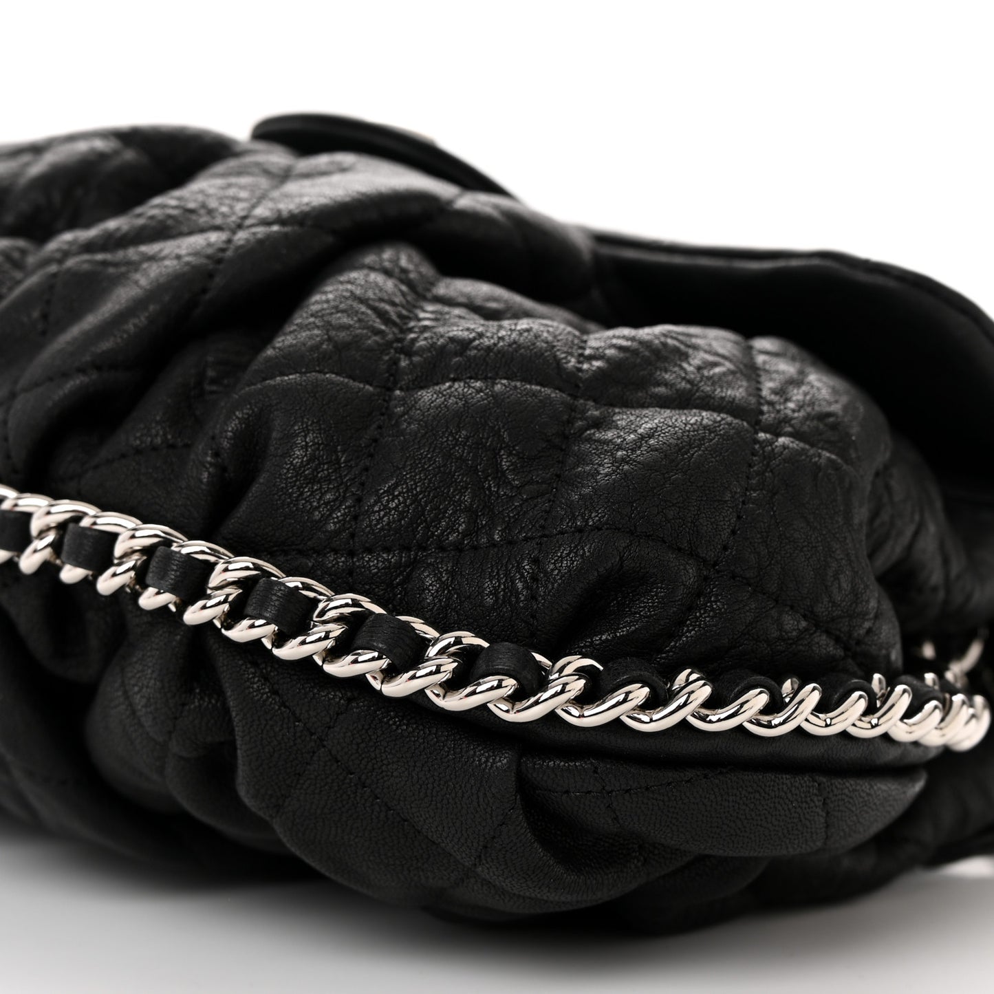 Washed Lambskin Quilted Medium Chain Around Messenger Black