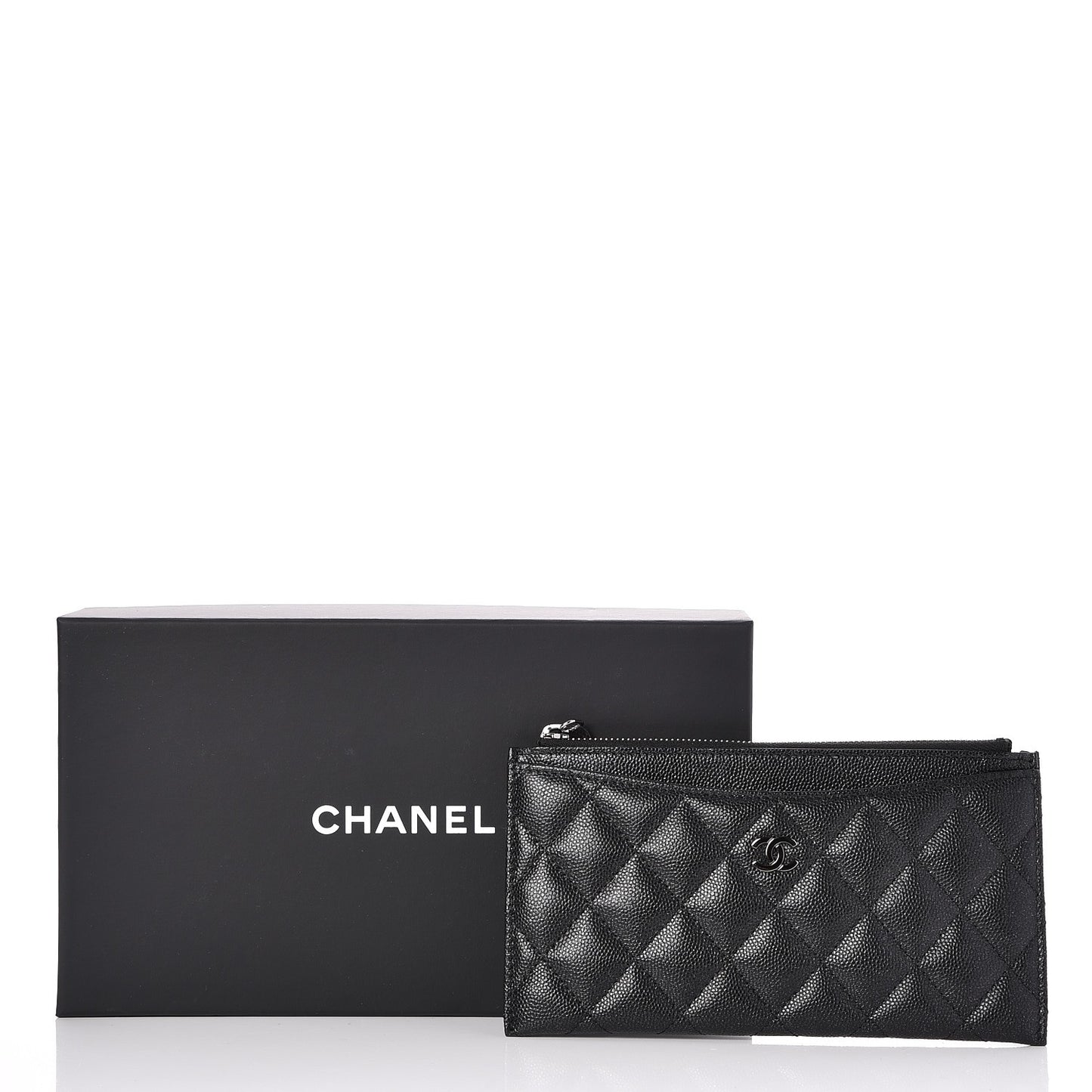 Iridescent Caviar Quilted Classic Zip Pouch Black