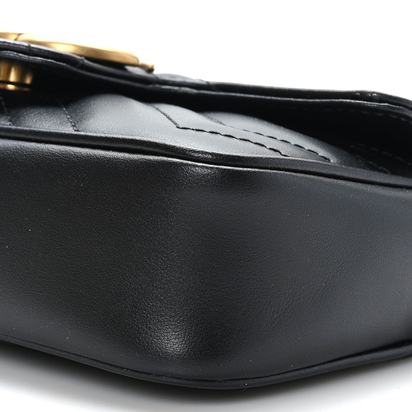 Calfskin Matelasse Super Mini GG Marmont Shoulder Bag Black