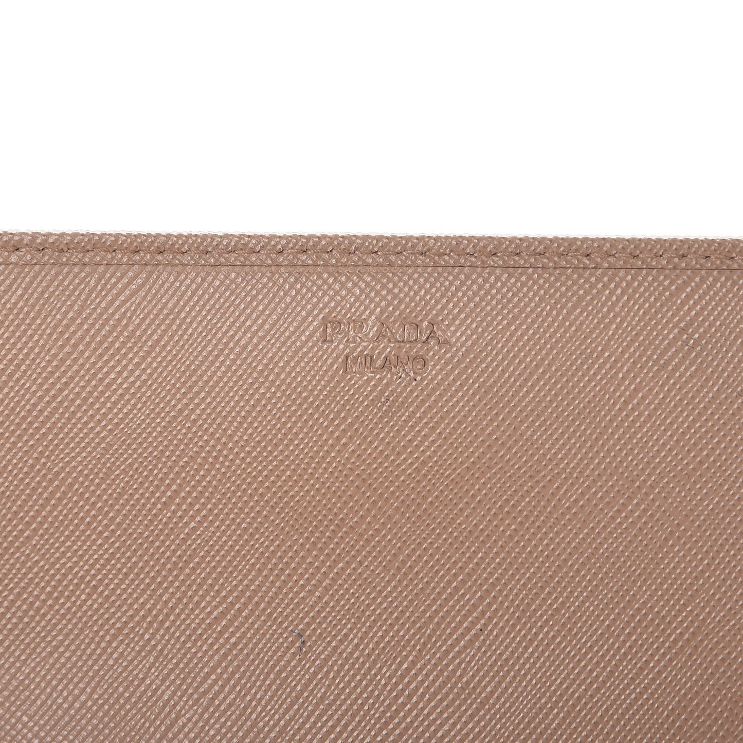 Saffiano Metal Oro Chain Wallet Cammeo