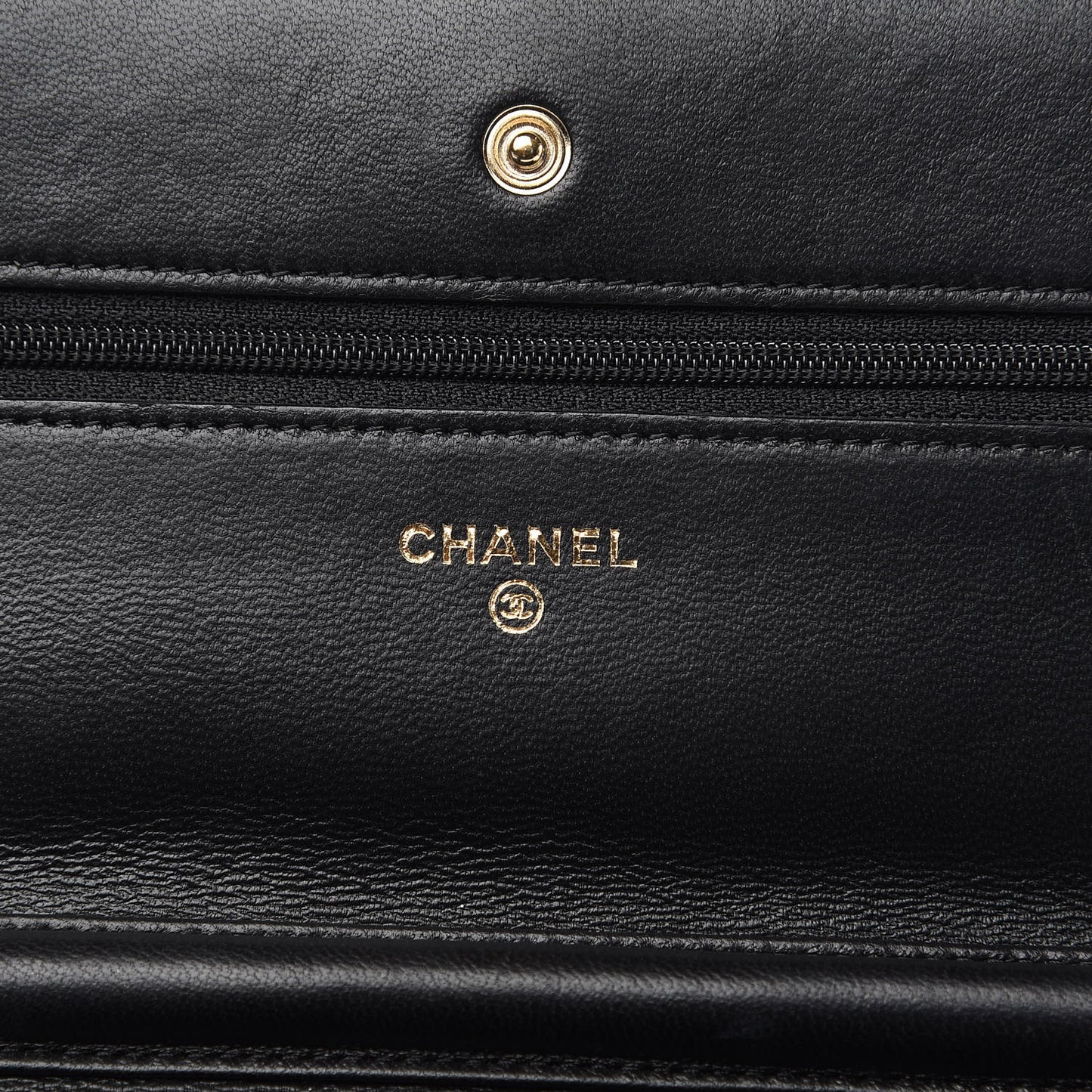 Lambskin Quilted Wallet On Chain WOC Black