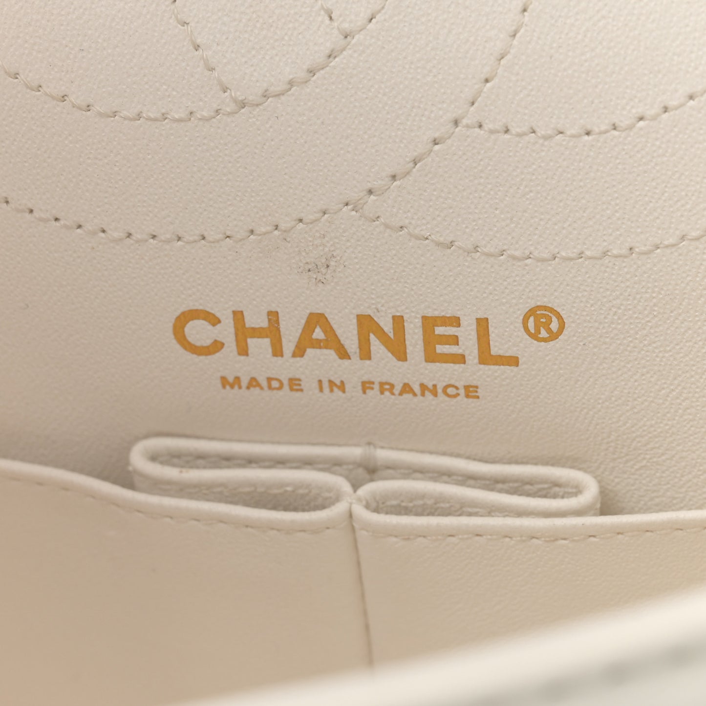 Aged Calfskin Quilted 2.55 Reissue 225 Flap White