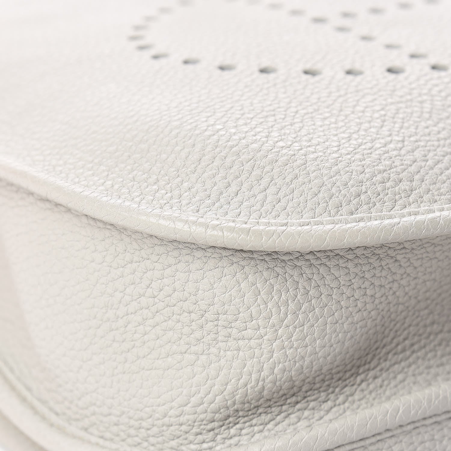 Hermes Taurillon Clemence Evelyne III PM Gris Perle 9 of 17