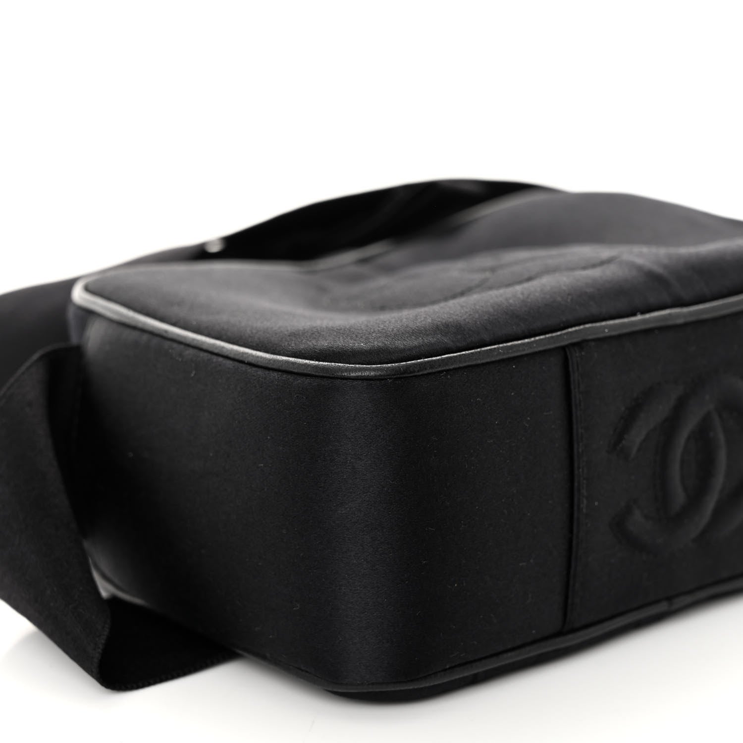 Chanel Satin Quilted Camellia Camera Case Black 18 of 22