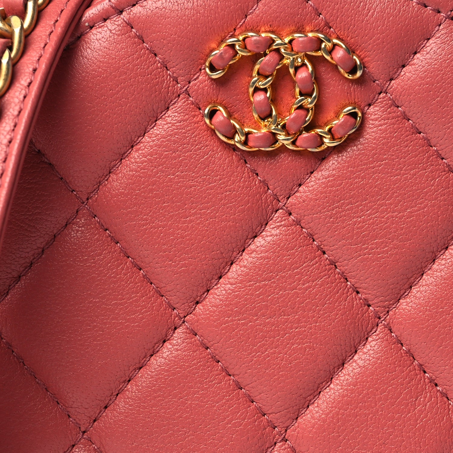 Chanel Goatskin Quilted Chanel 19 Round Clutch With Chain Coral 8 of 11