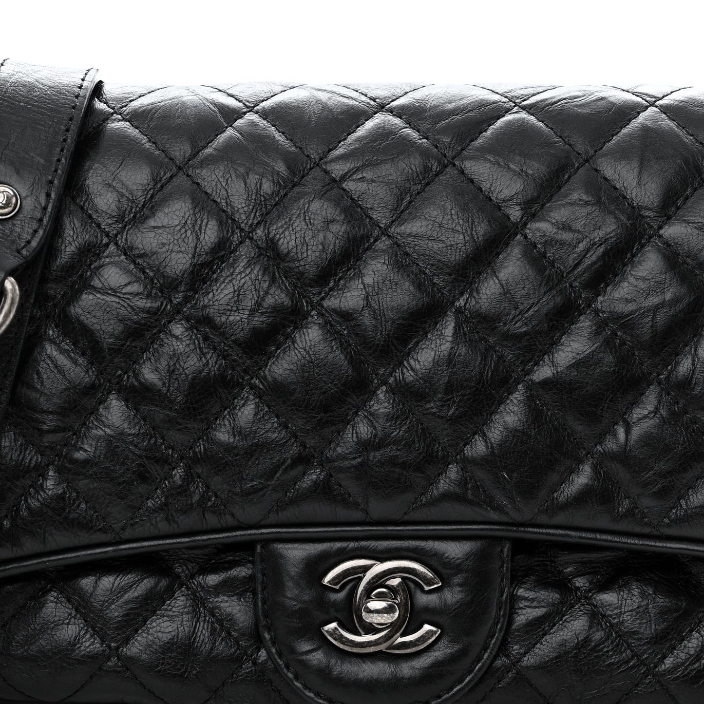 Crumpled Calfskin Quilted Medium Casual Rock Flap Black
