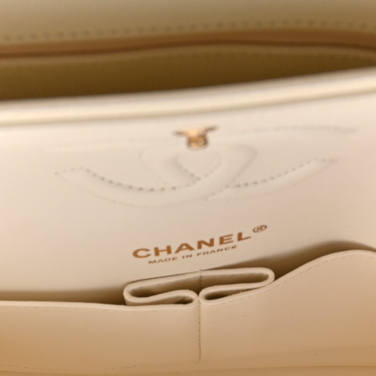 Chanel Caviar Quilted Medium Double Flap White 5 of 14