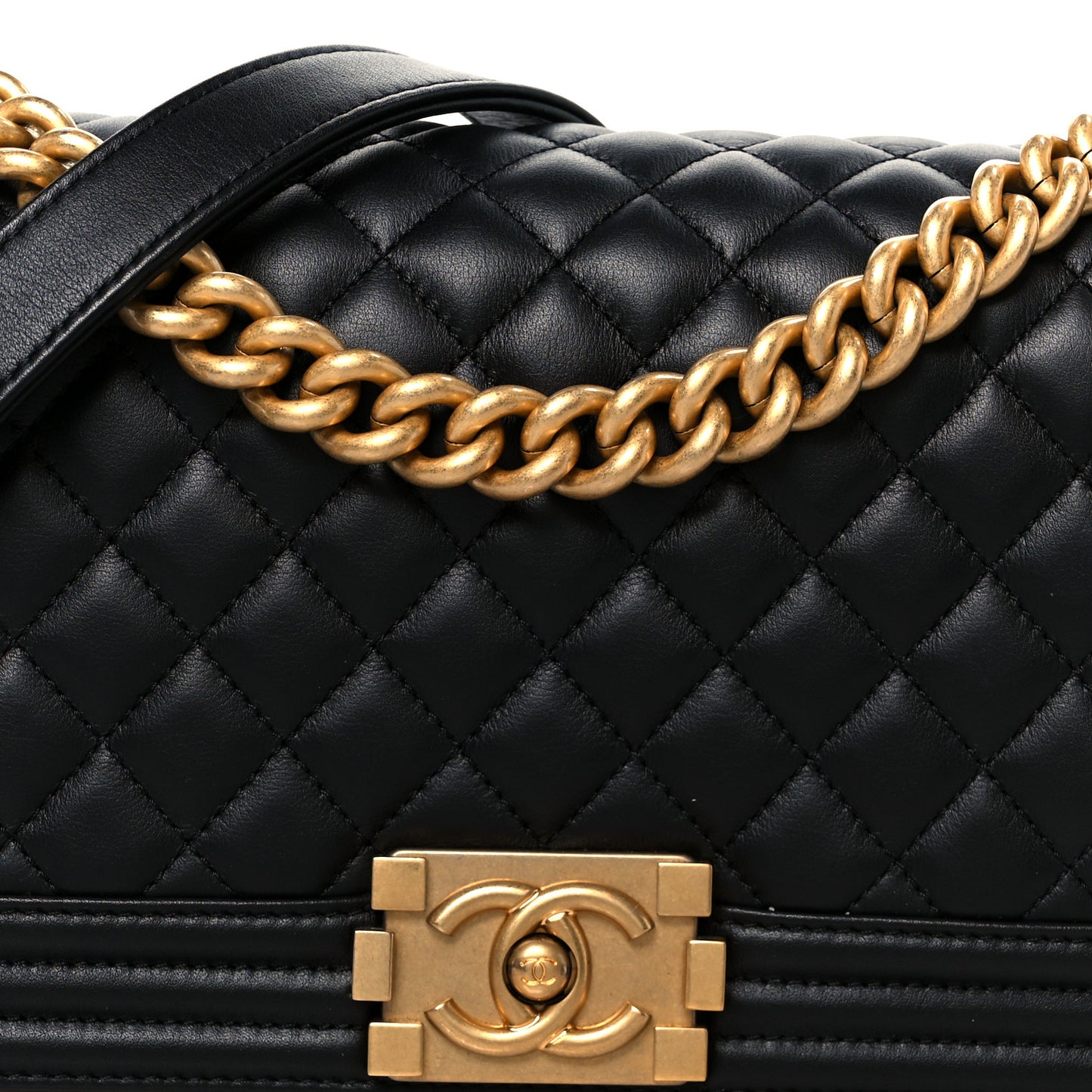 Lambskin Quilted Medium Boy Flap Black