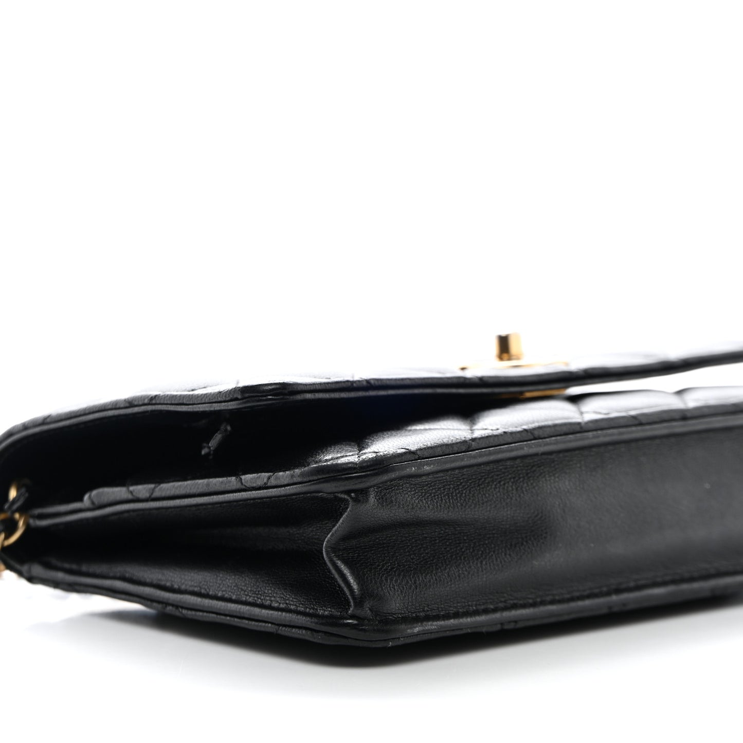 Lambskin Quilted CC Pearl Crush Wallet on Chain WOC Black