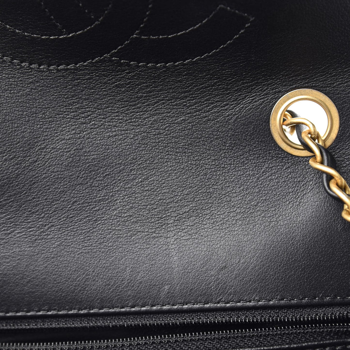 Caviar Quilted Medium CC Filigree Flap Black