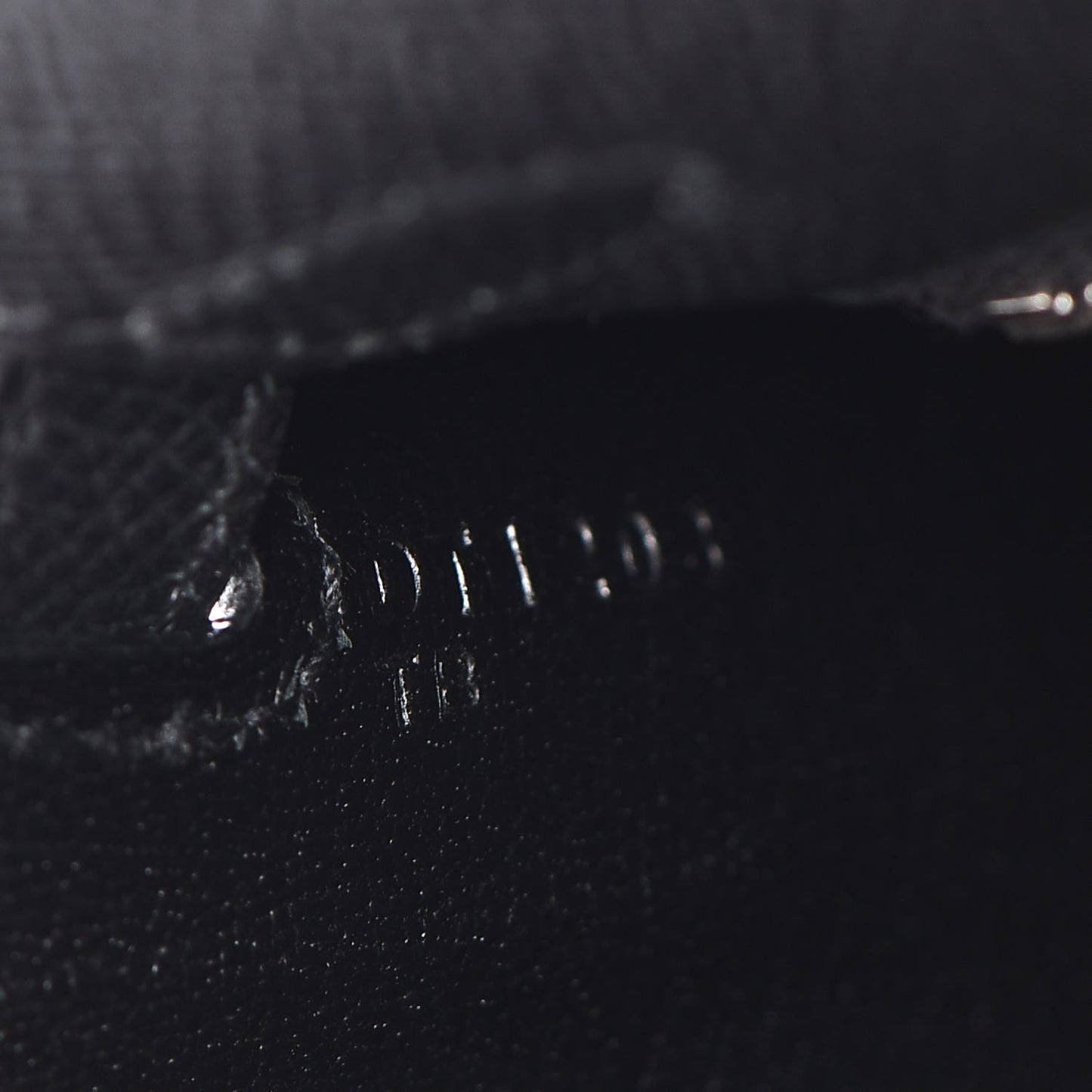 Epsom Kelly Sellier 25 Black