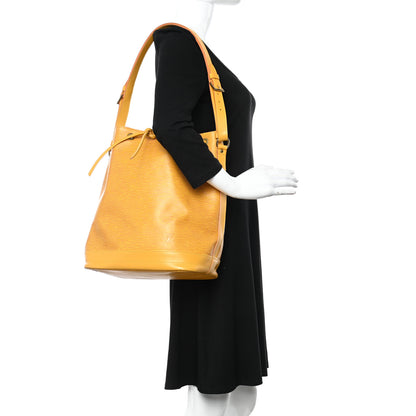 Louis Vuitton Epi Noe Tassil 2 of 19