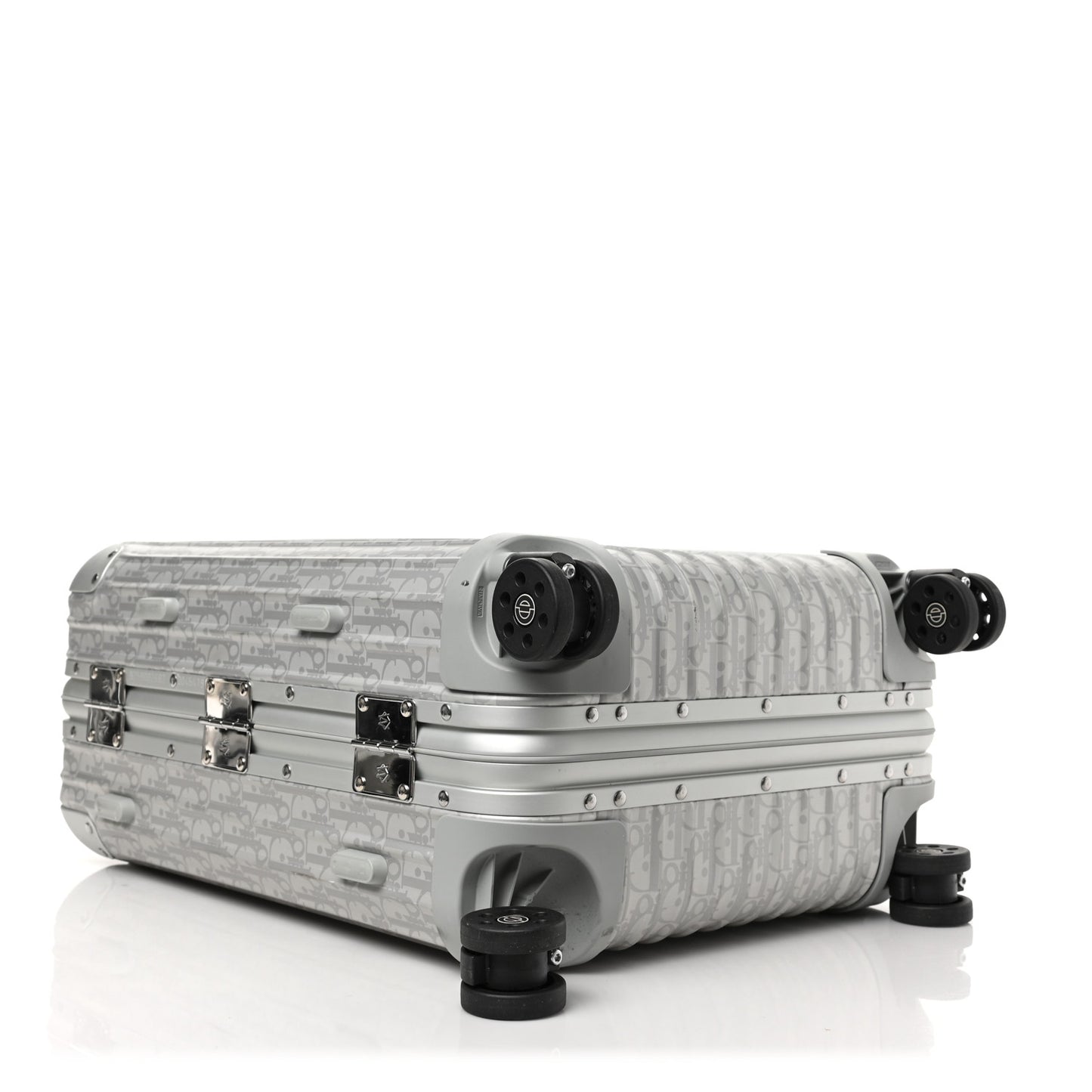 X RIMOWA Aluminum Gradient Cabin Luggage Silver