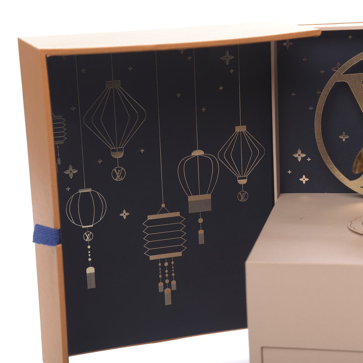 2020 Vivienne Music Box