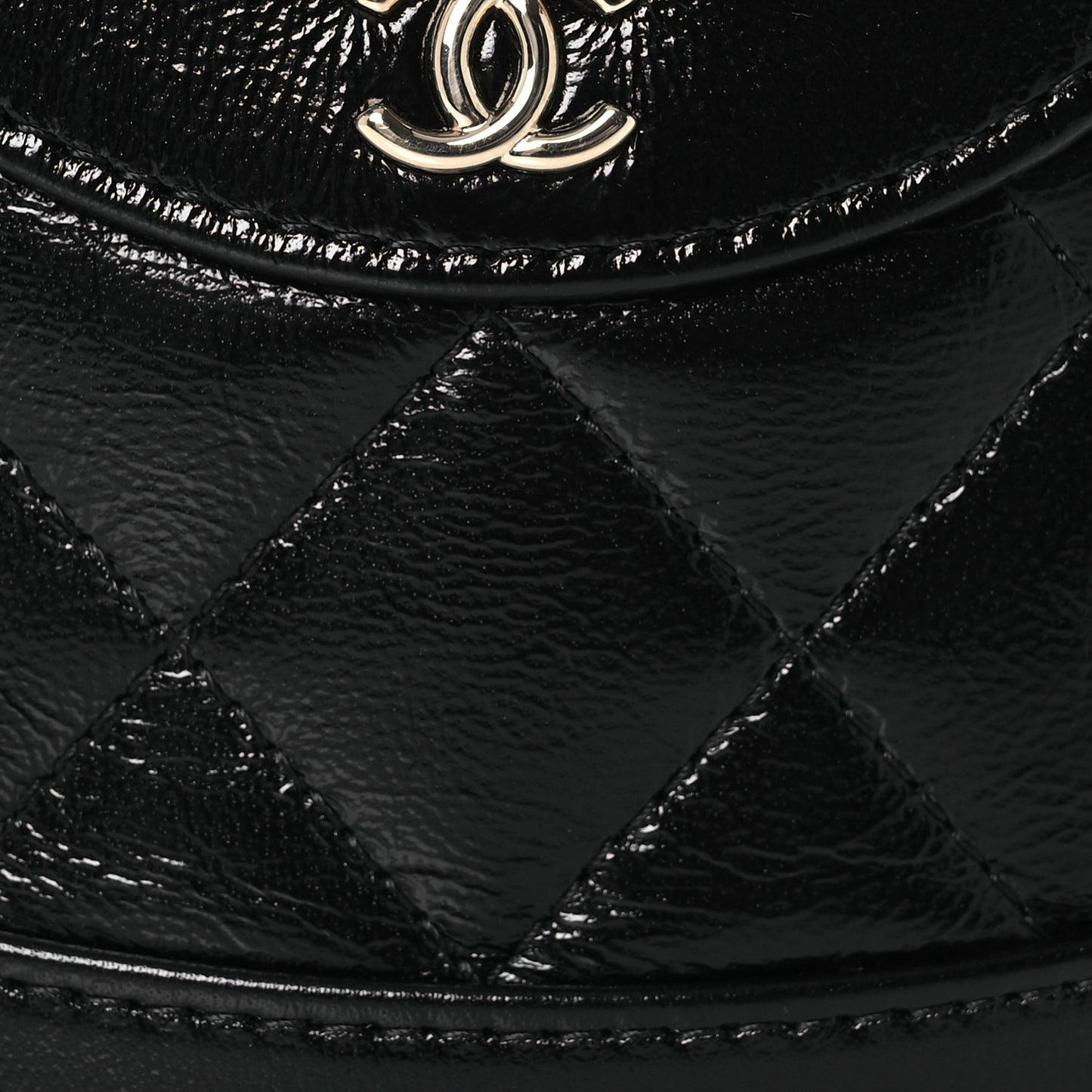 Shiny Lambskin Quilted 31 Nano Clutch With Chain Black