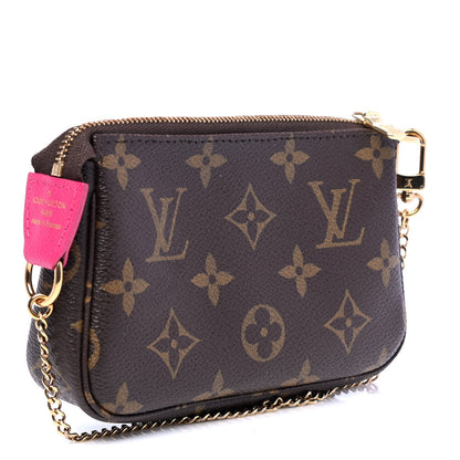 Louis Vuitton Monogram 2018 Christmas Animation Mini Bears Pochette Accessories 2 of 4