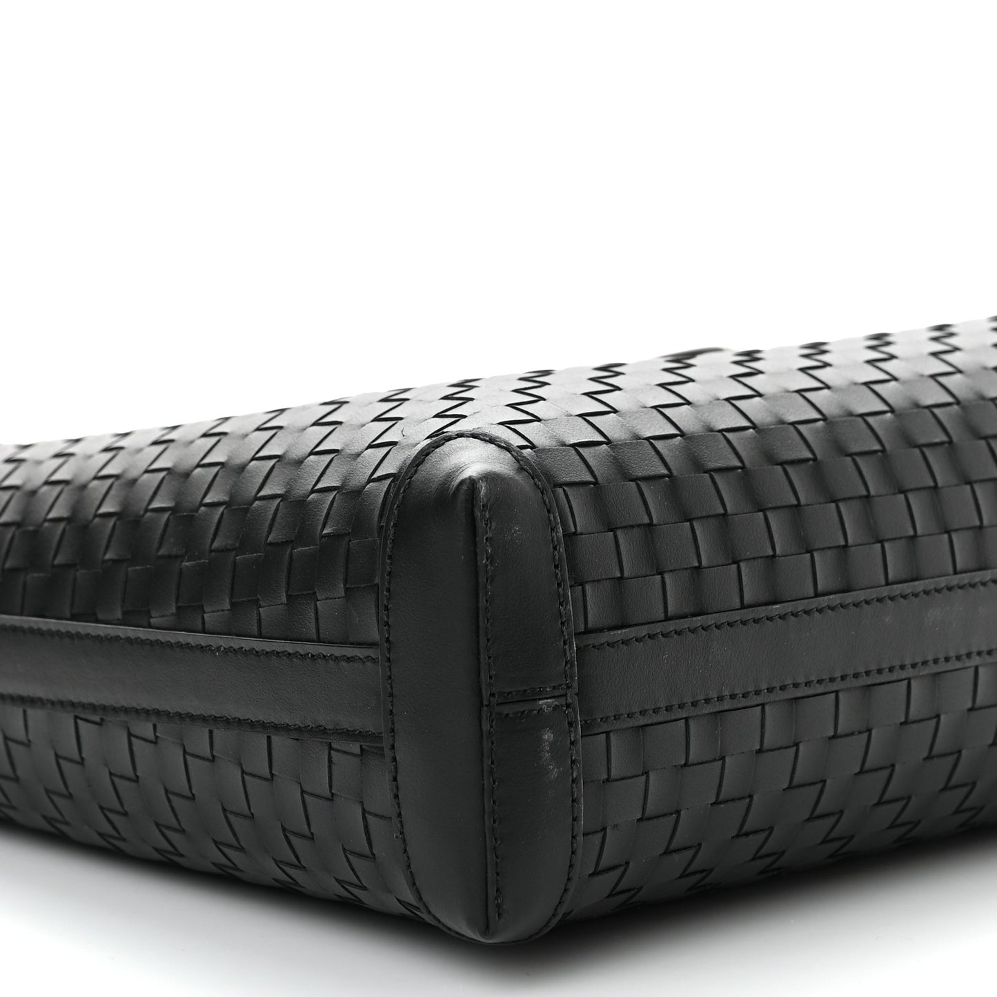 Calfskin Intreccio Trifolio Shoulder Bag Black