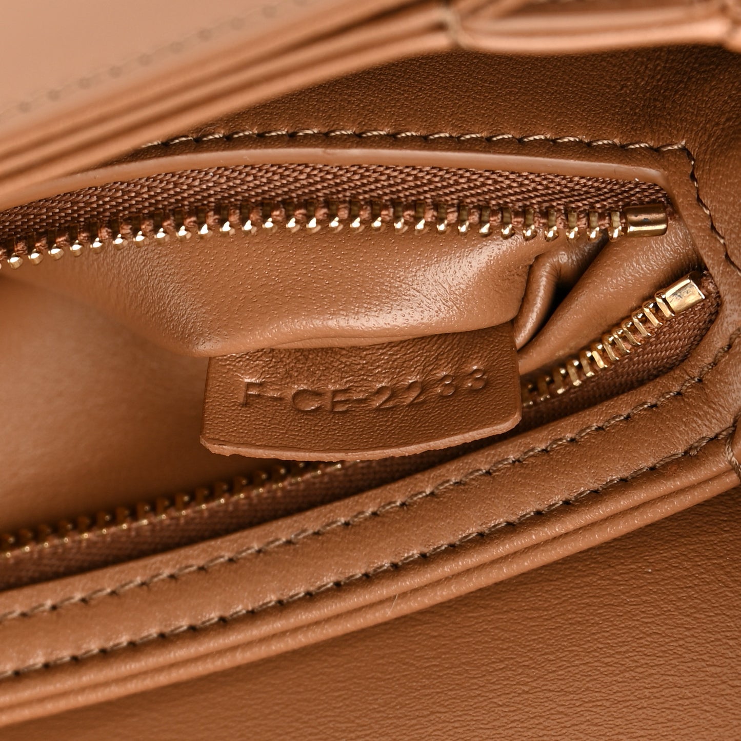 Shiny Calfskin Teen Triomphe Bronze
