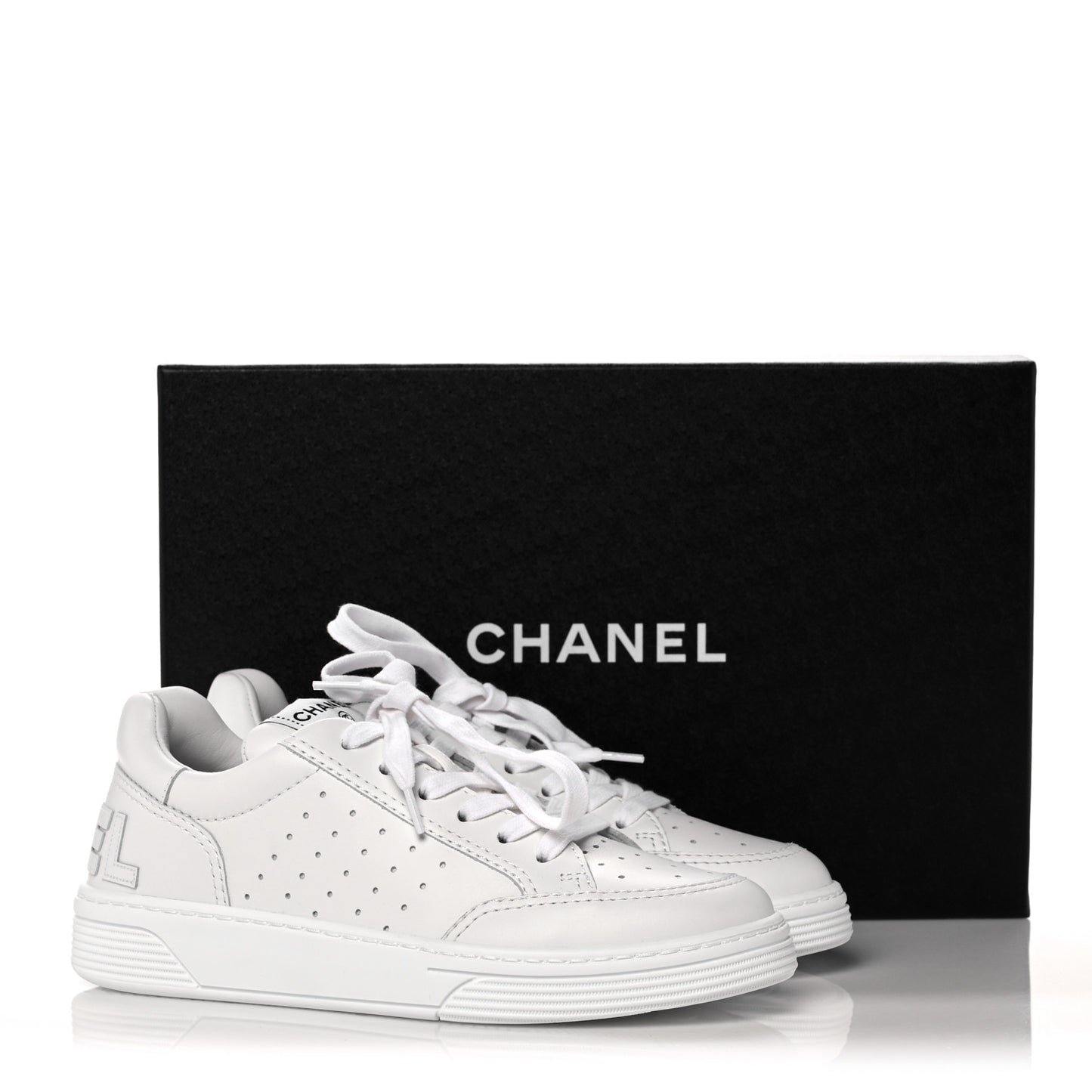 Grained Calfskin Fabric Womens Logo Sneakers 37 White