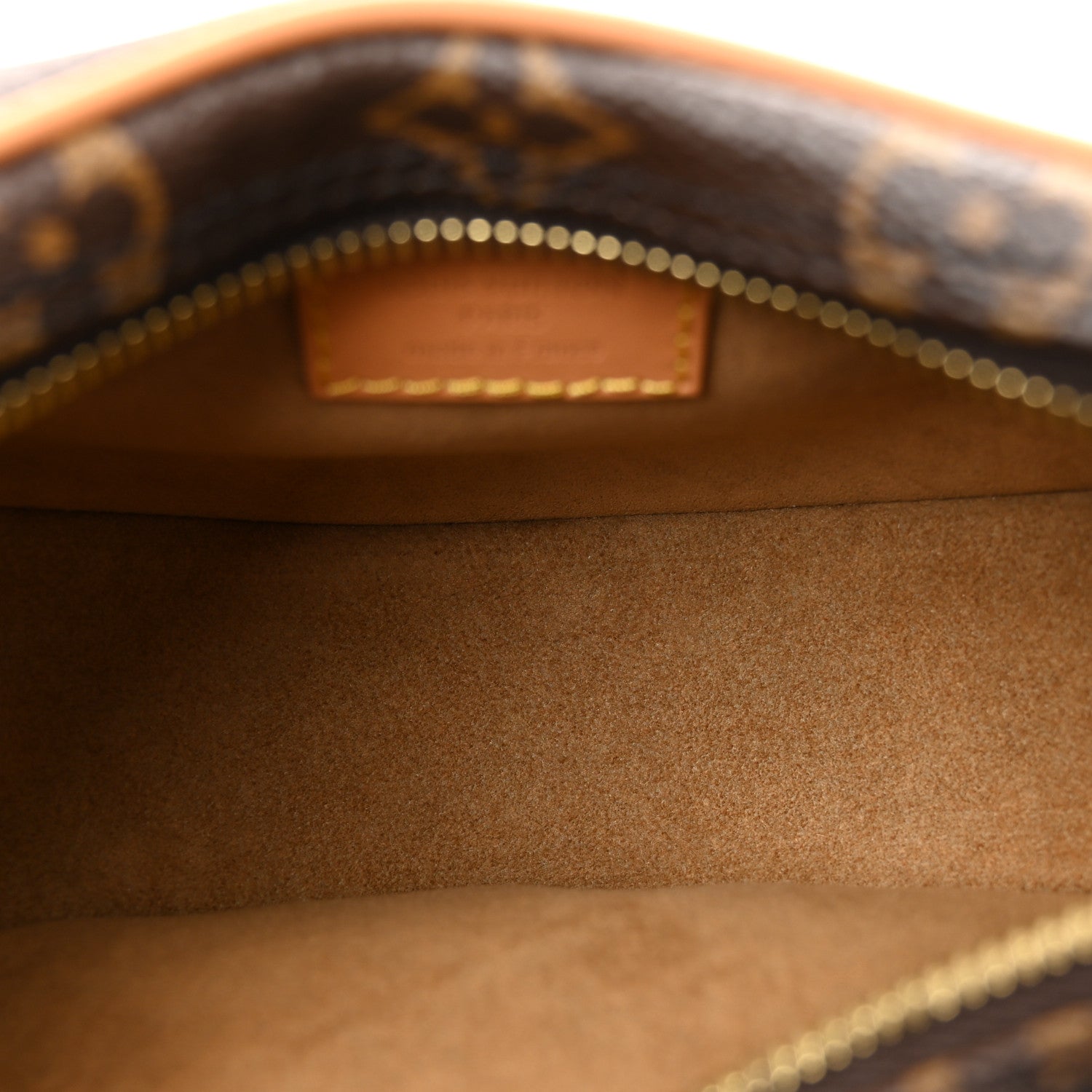 Louis Vuitton Monogram Loop 5 of 11
