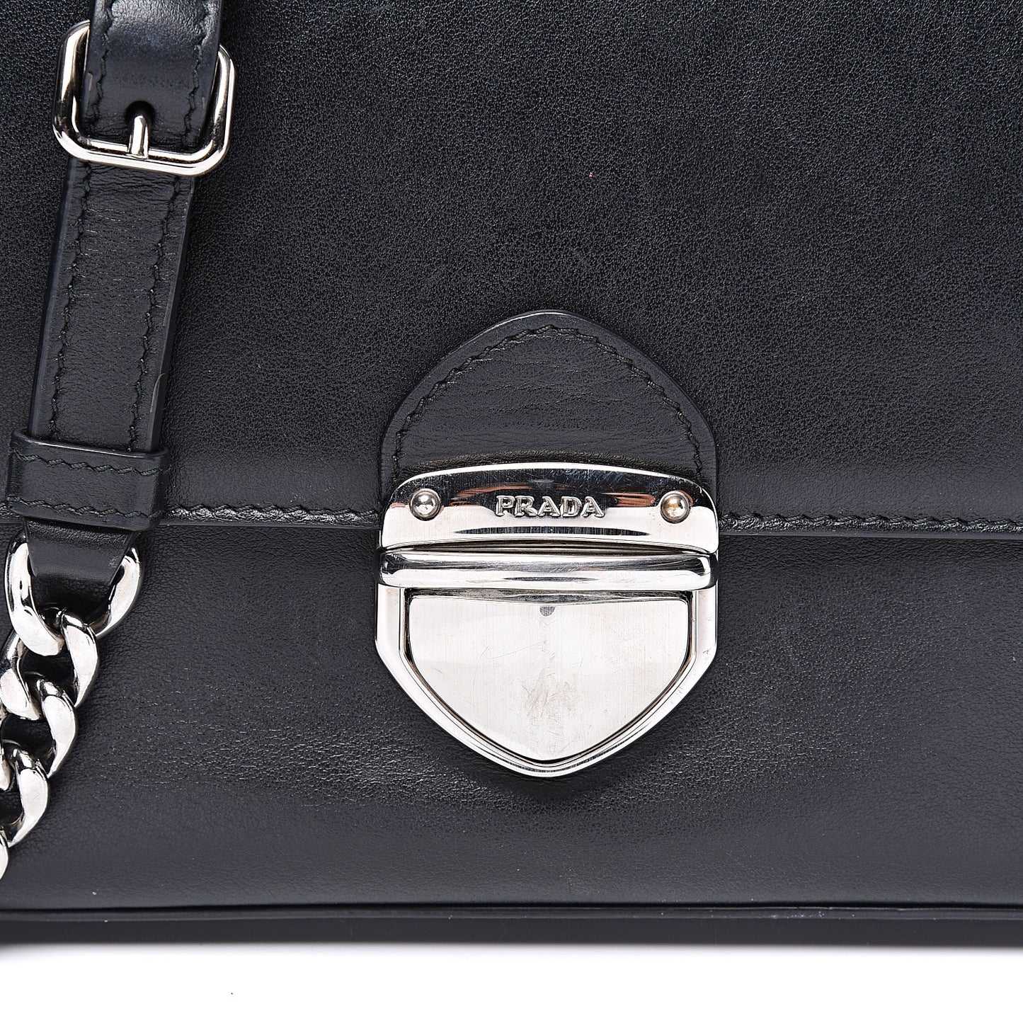 Soft Calfskin Chain Flap Black
