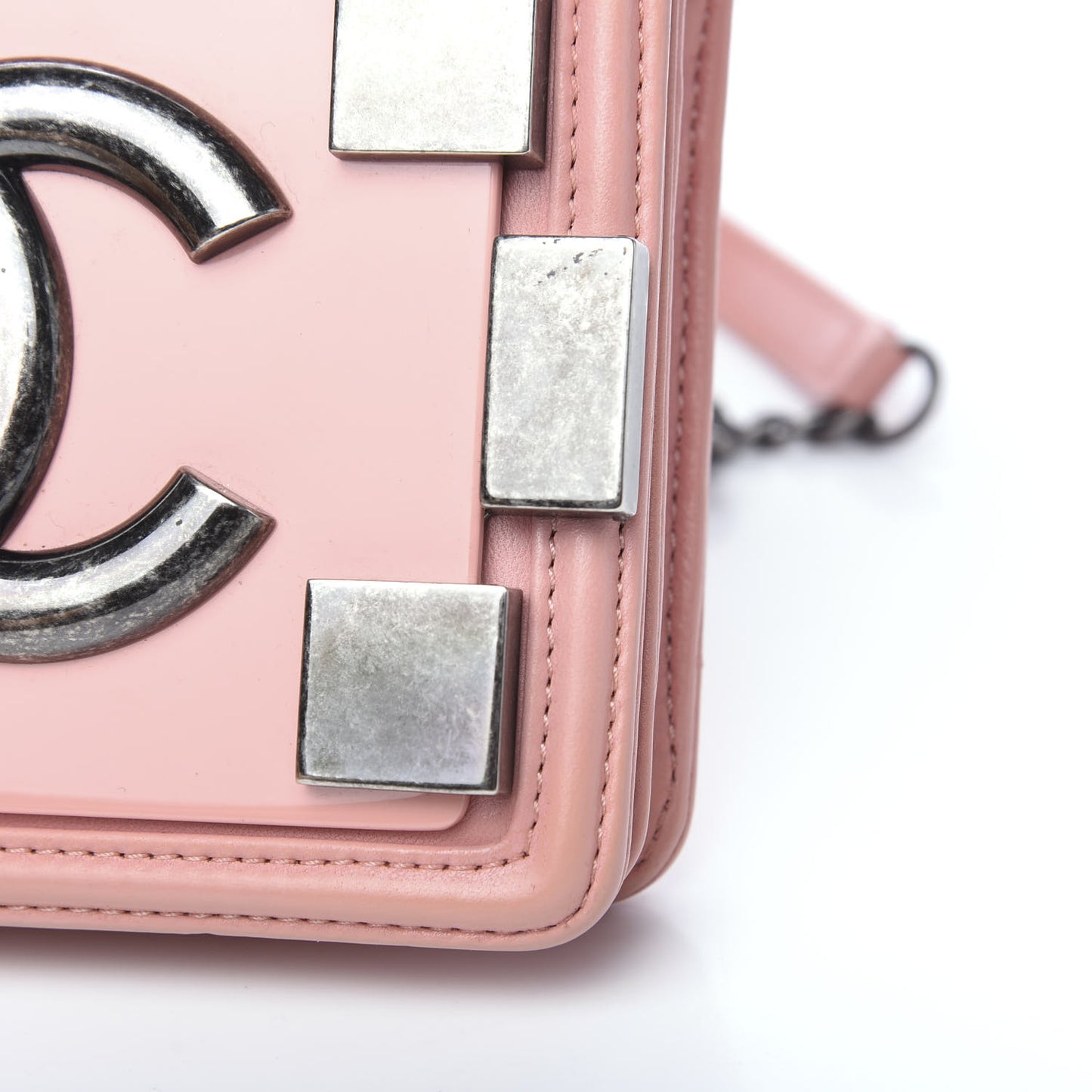Lambskin Plexiglass Boy Brick Flap Pink