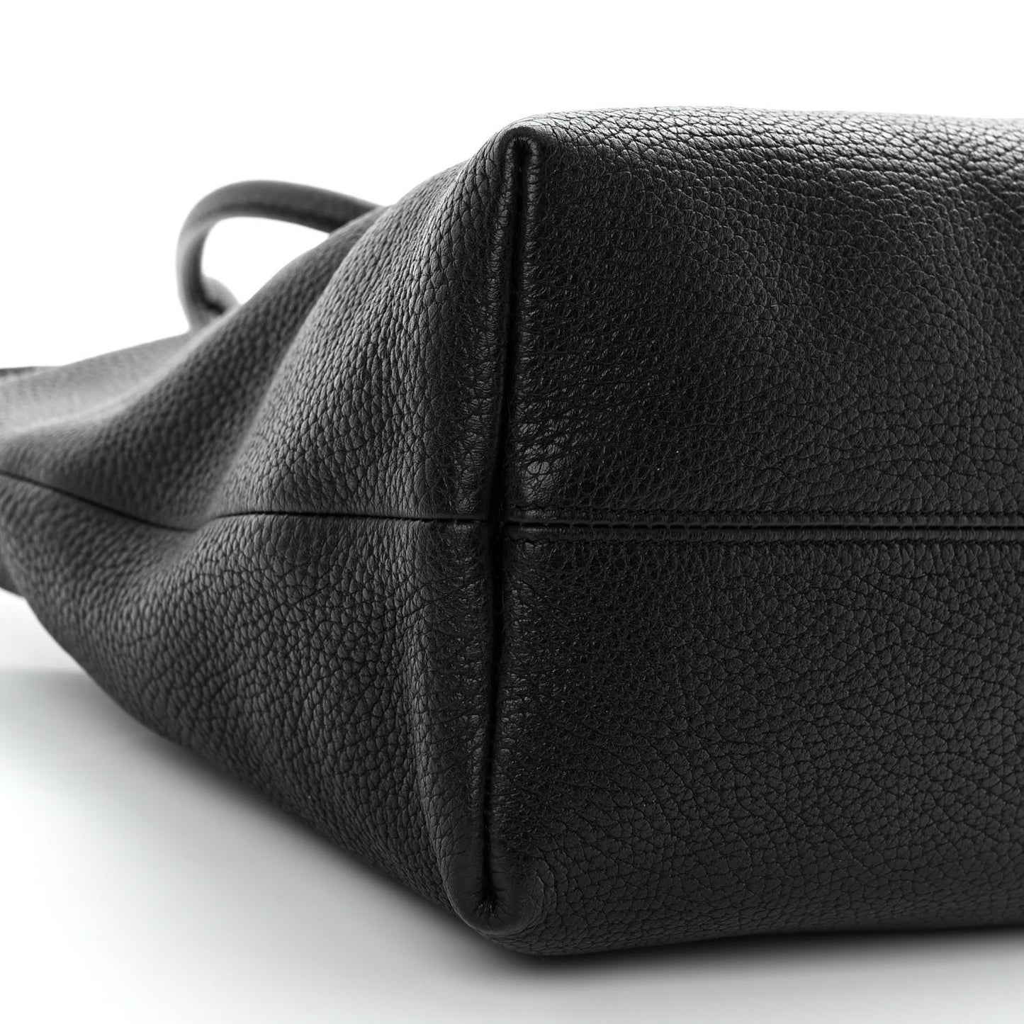 London Grainy Calfskin Medium Baynard Tote Black