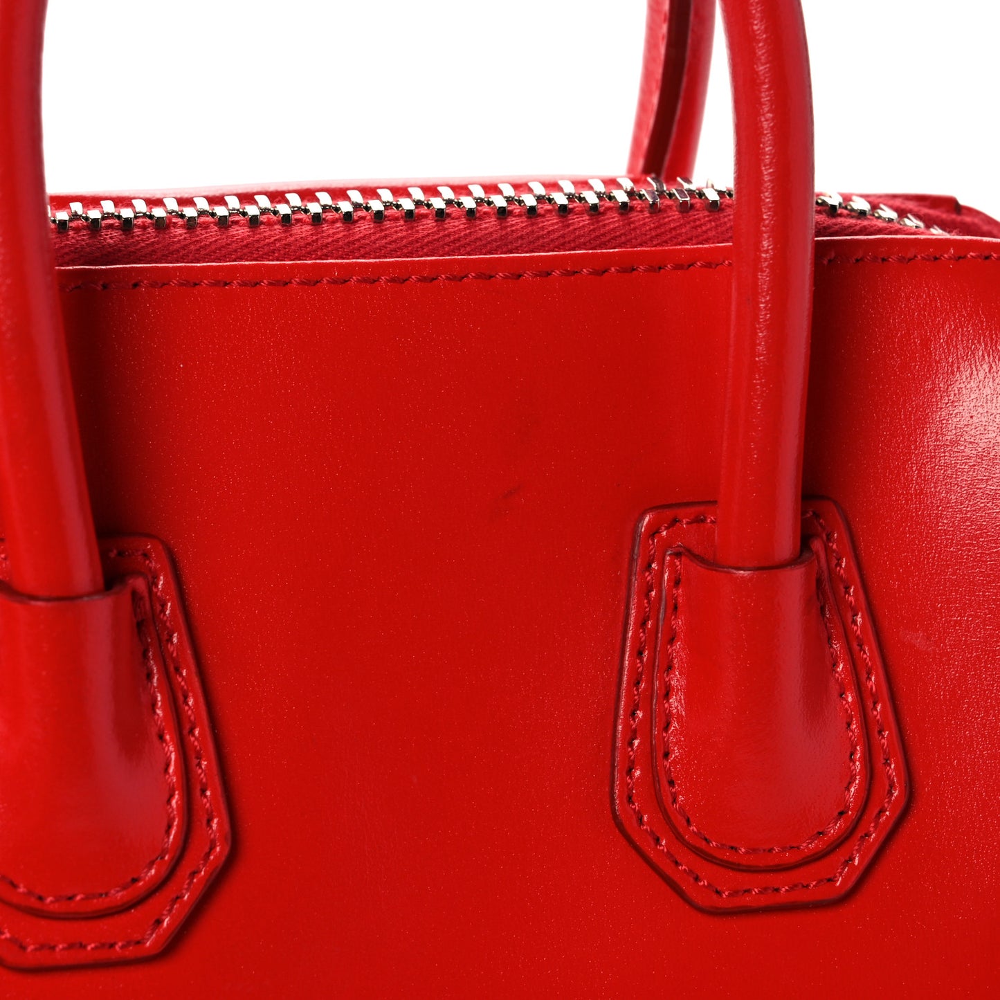 Shiny Lord Calfskin Mini Antigona Red
