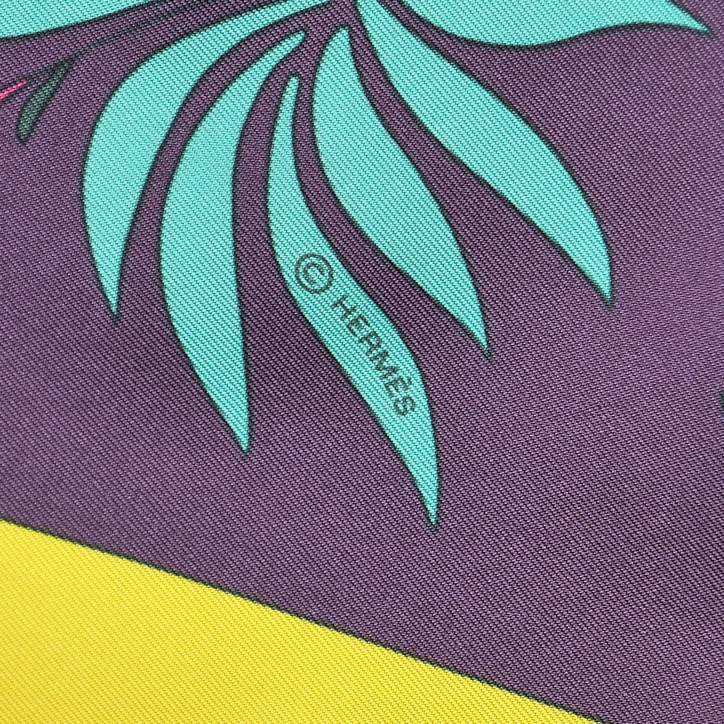 Silk Les Leopards Scarf 90 Jaune Vif Marine Canard