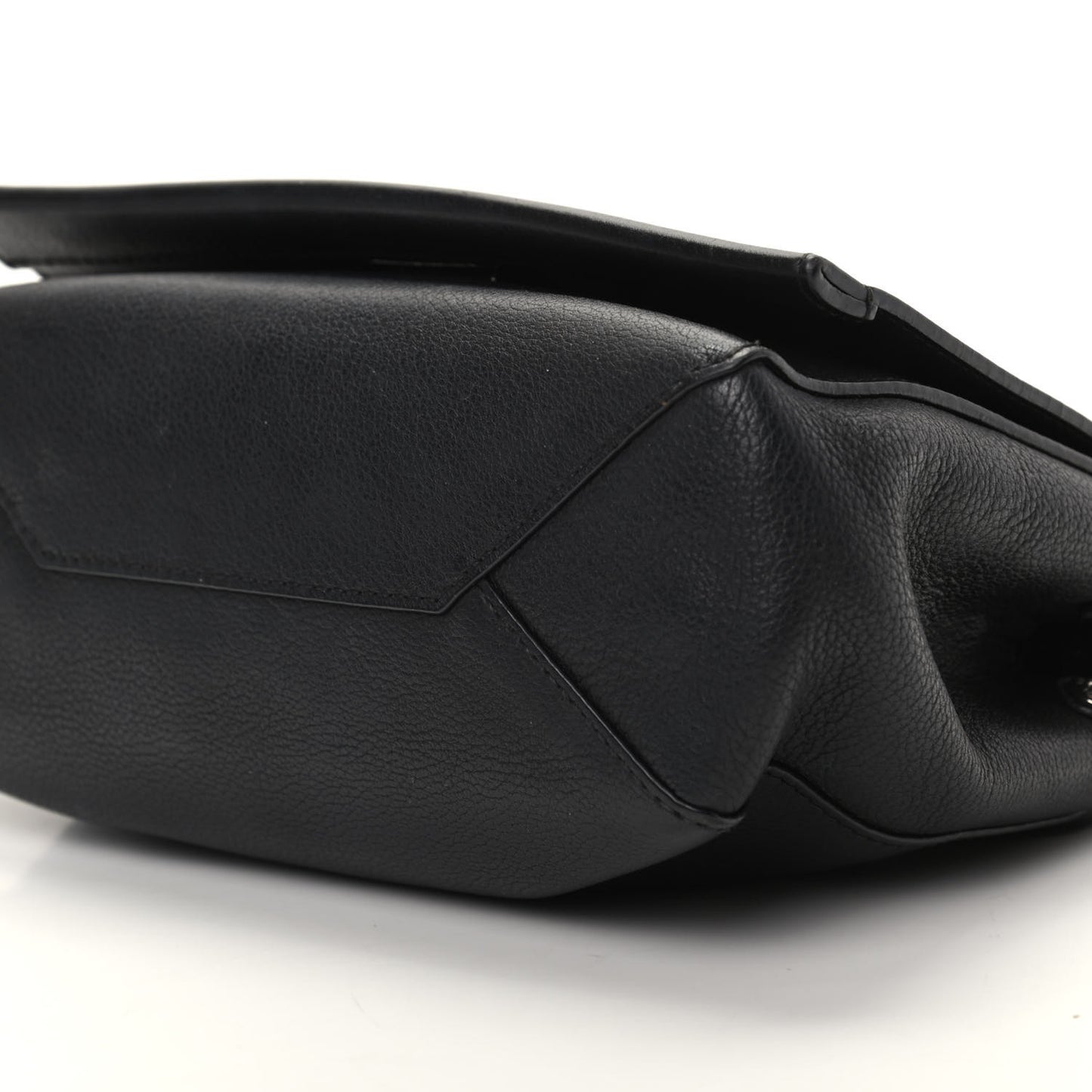 Calfskin Lockme II Chain Bag BB Black