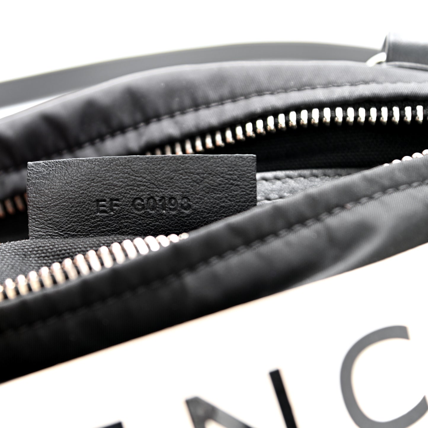 Nylon Small Logo Pandora Black