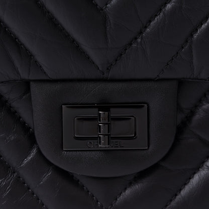 Chanel Aged Calfskin Chevron Quilted 2.55 Reissue 226 So Black 7 of 10