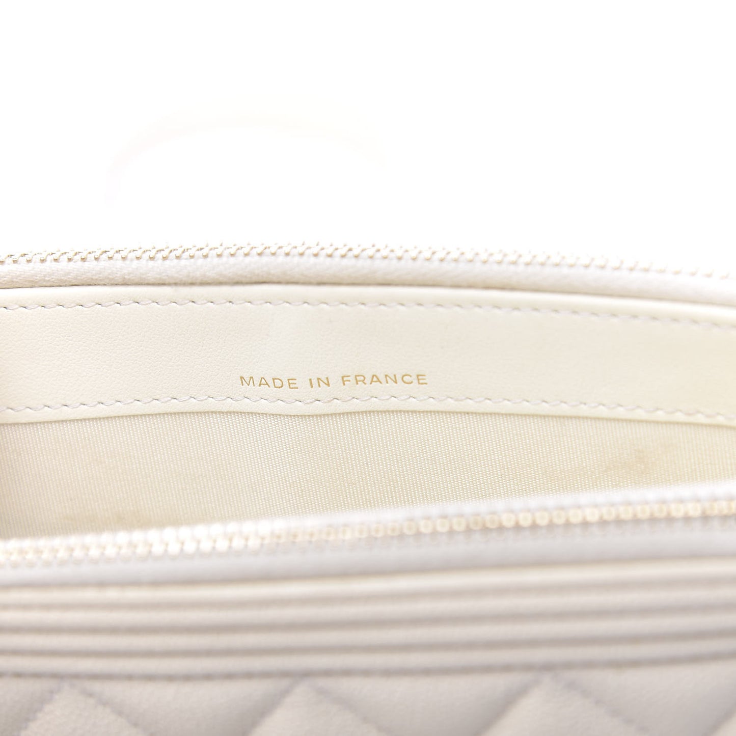 Caviar Quilted Small Boy Clutch With Chain White