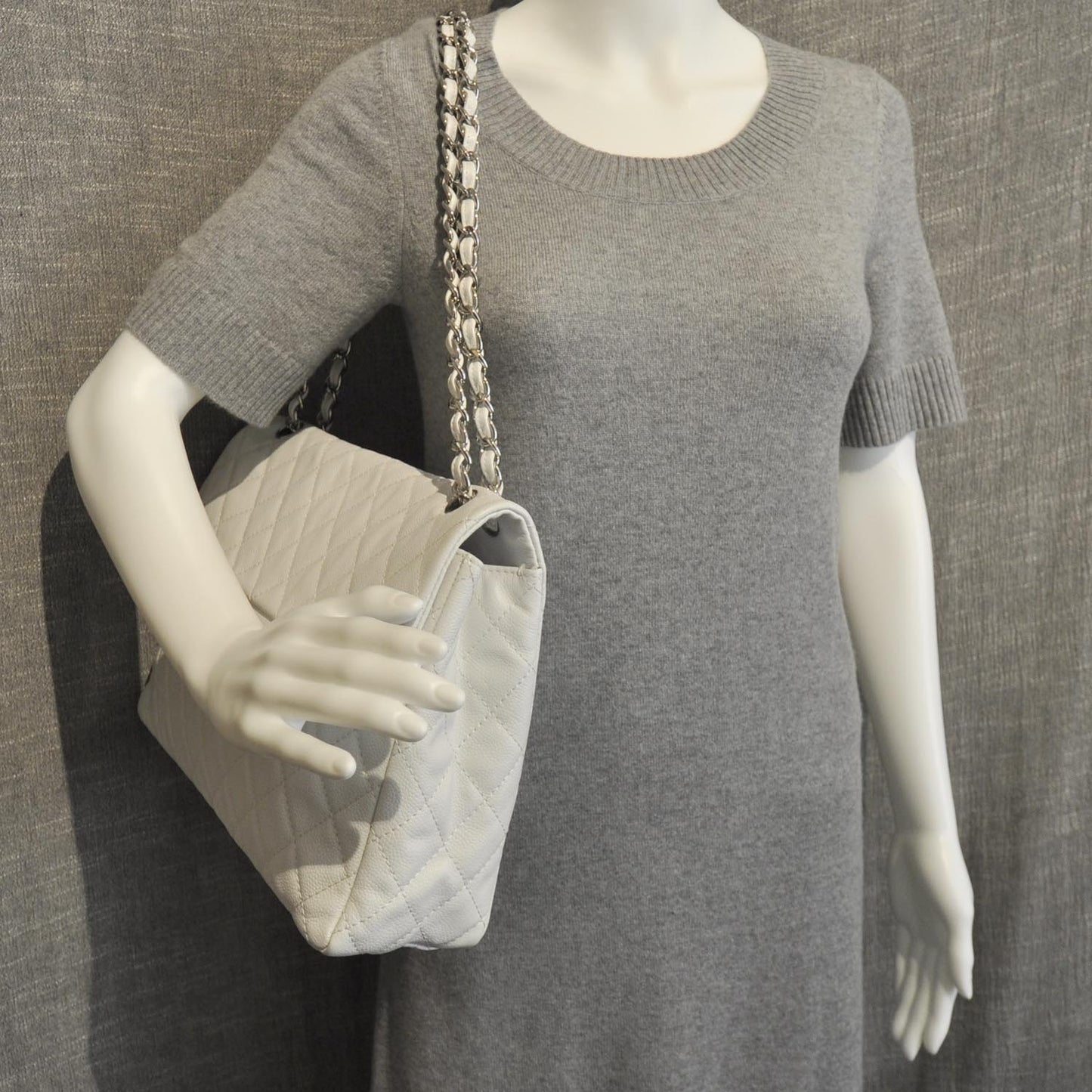 Washed Caviar Maxi Flap White