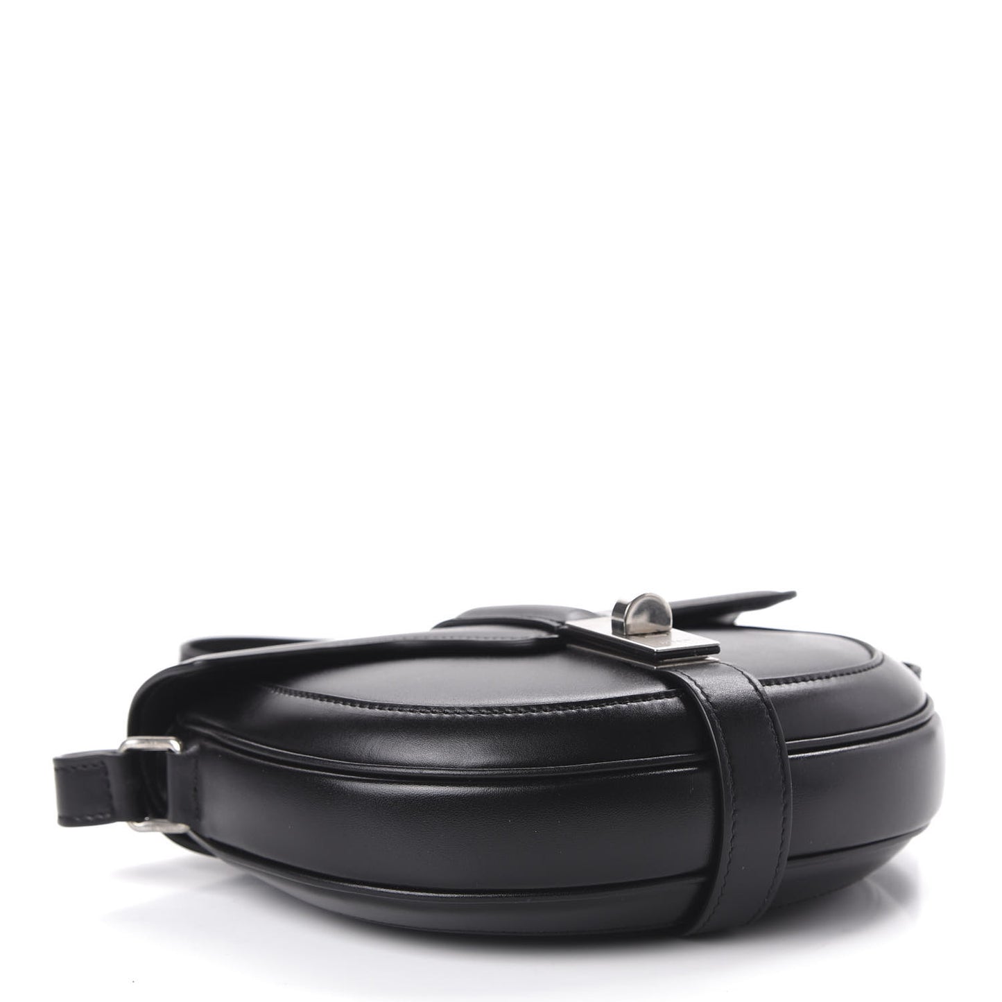 Satinated Calfskin Besace Small 16 Black
