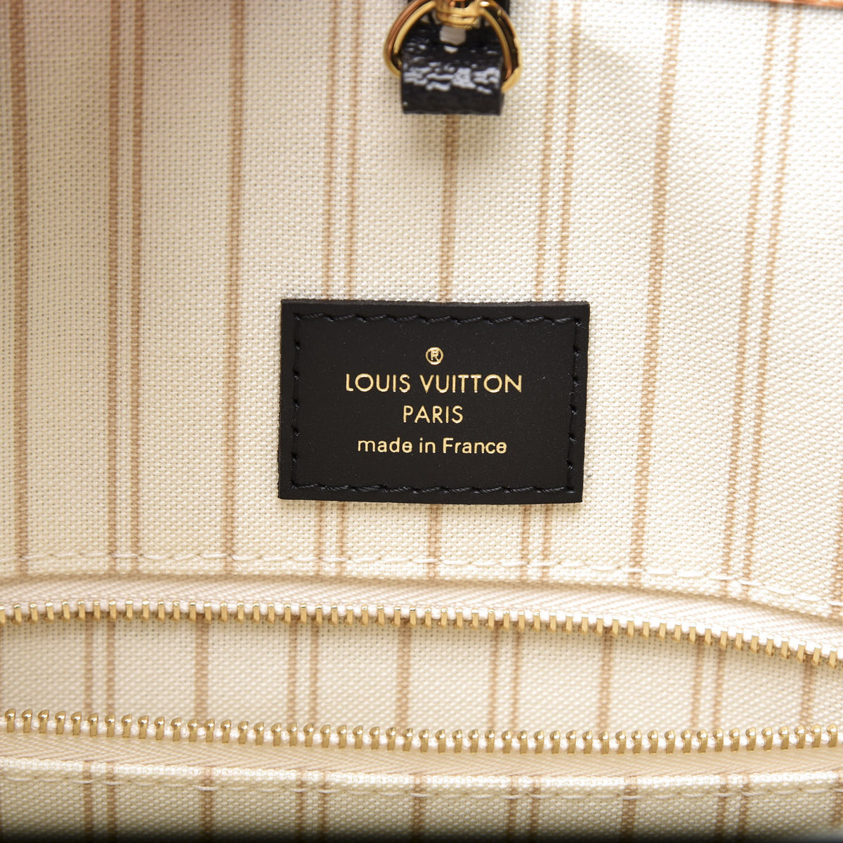 Louis Vuitton Monogram Giant Jungle Onthego GM Ivory 7 of 9