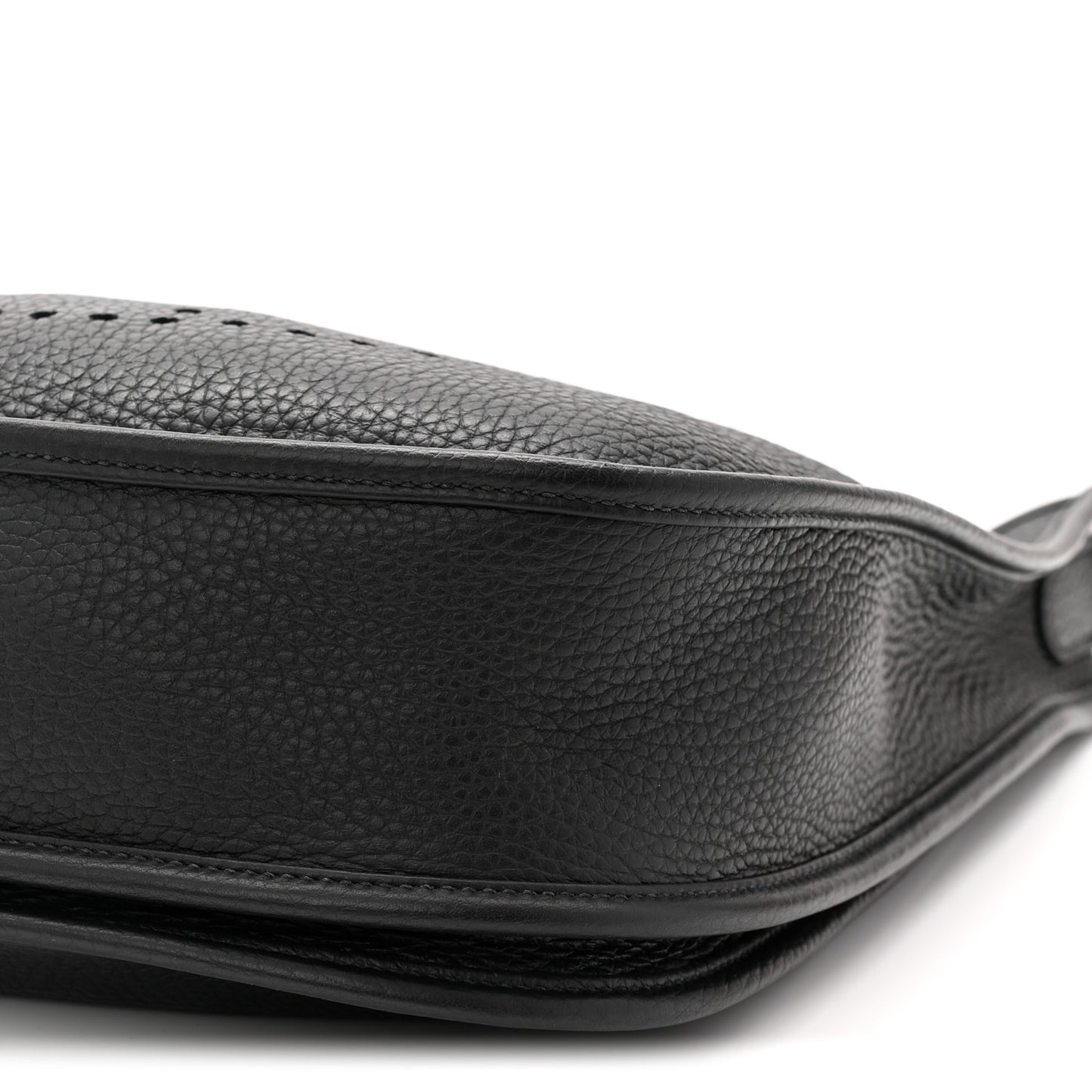 Taurillon Clemence Evelyne III PM Black