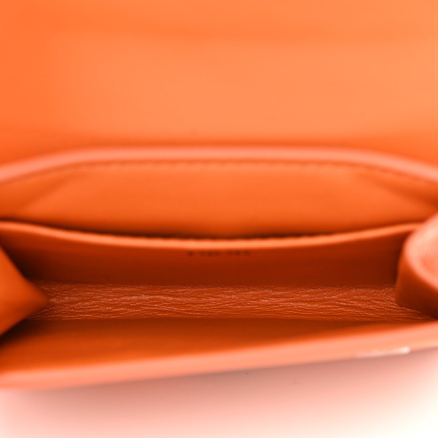 Smooth Calfskin Saddle Card Holder On Strap Orange