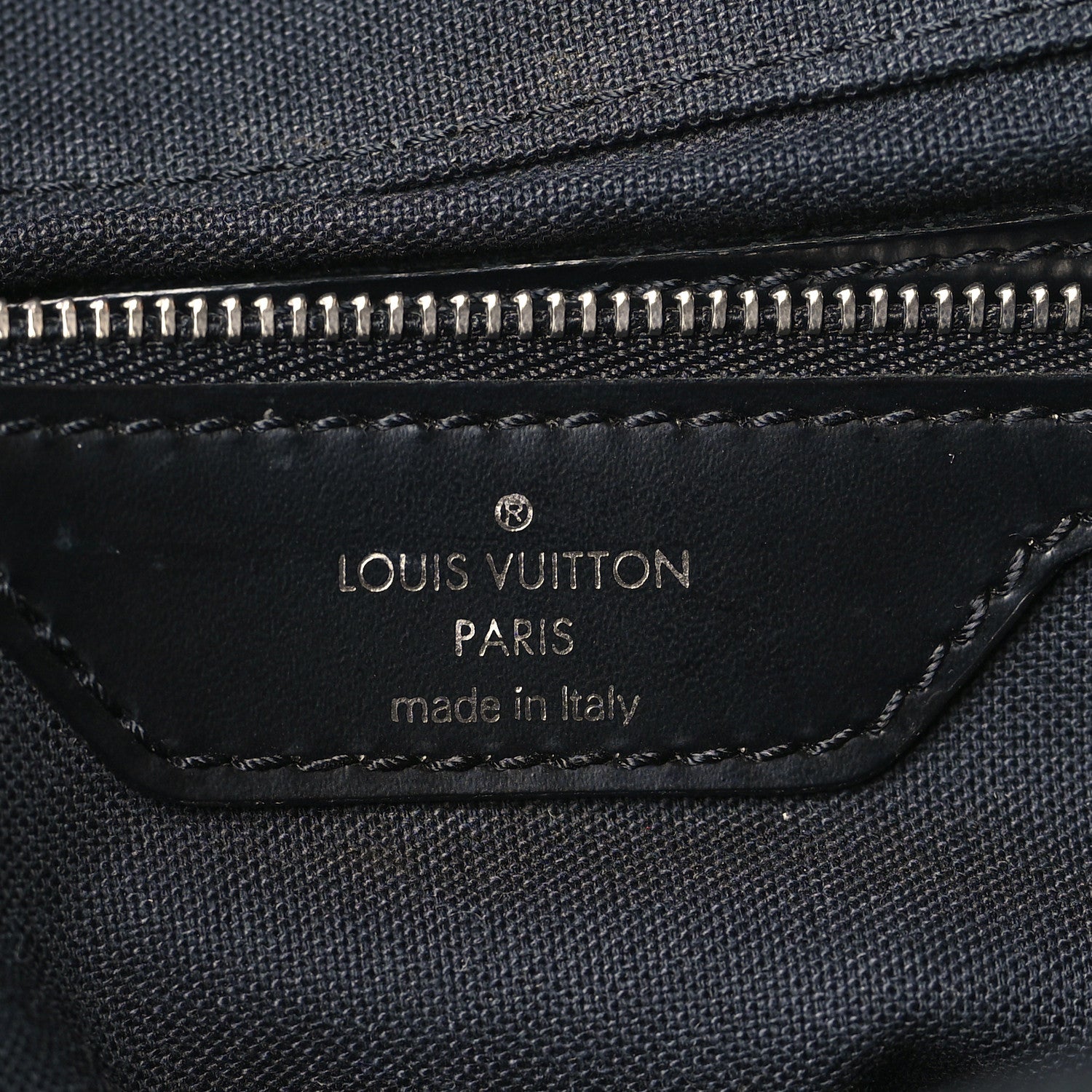 Louis Vuitton Taiga Viktor Messenger Bag Ardoise 5 of 7