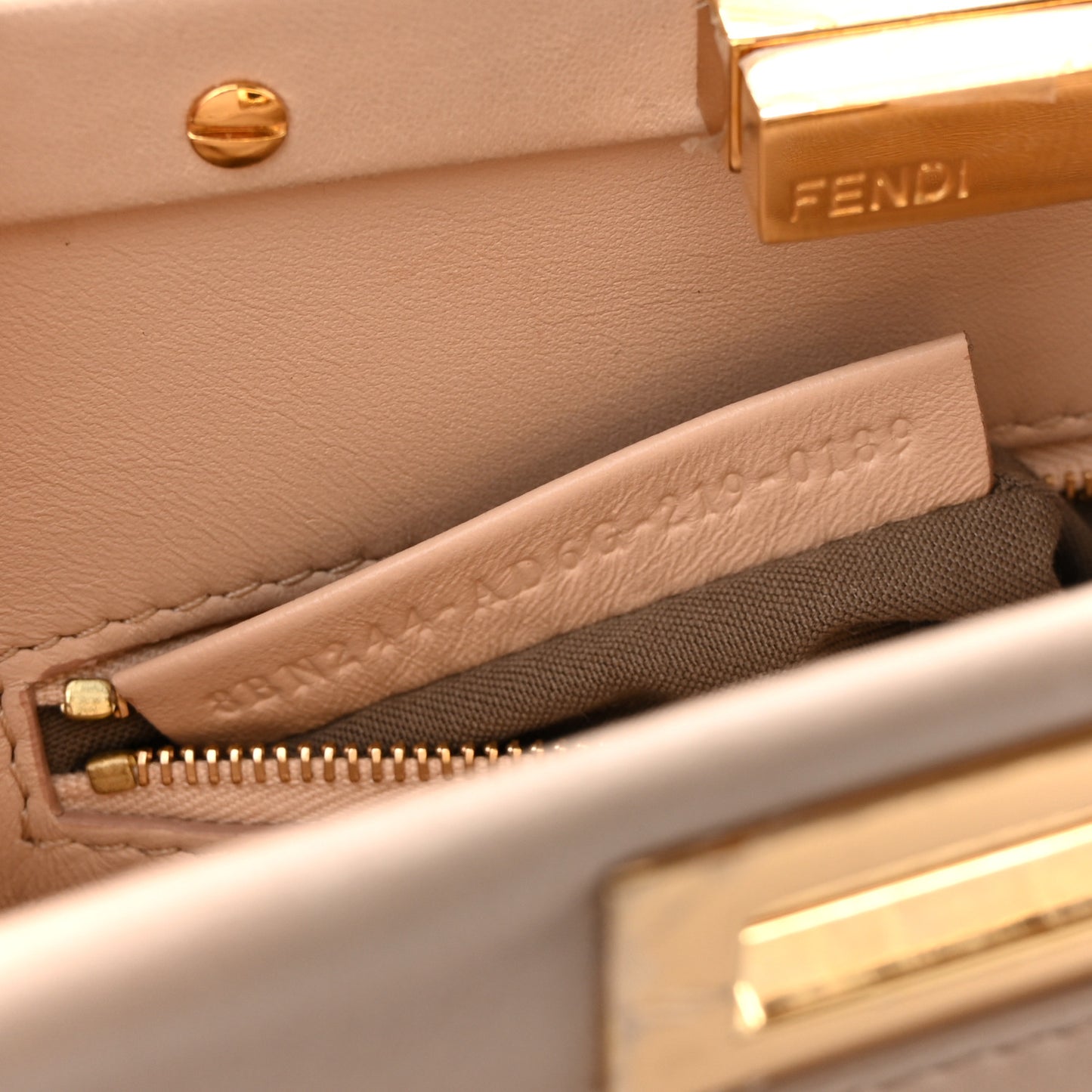 Nappa Mini Peekaboo Iconic Satchel Rosa Plaster