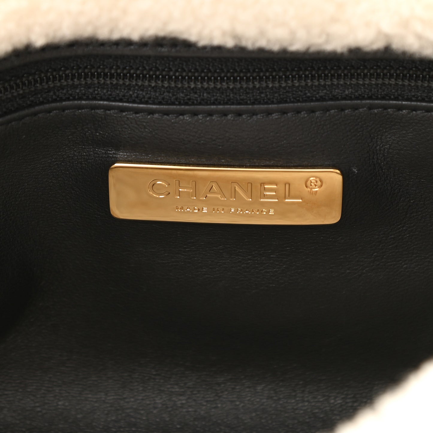 Crumpled Calfskin Shearling Sheepskin Quilted Medium Chanel 19 Flap Black