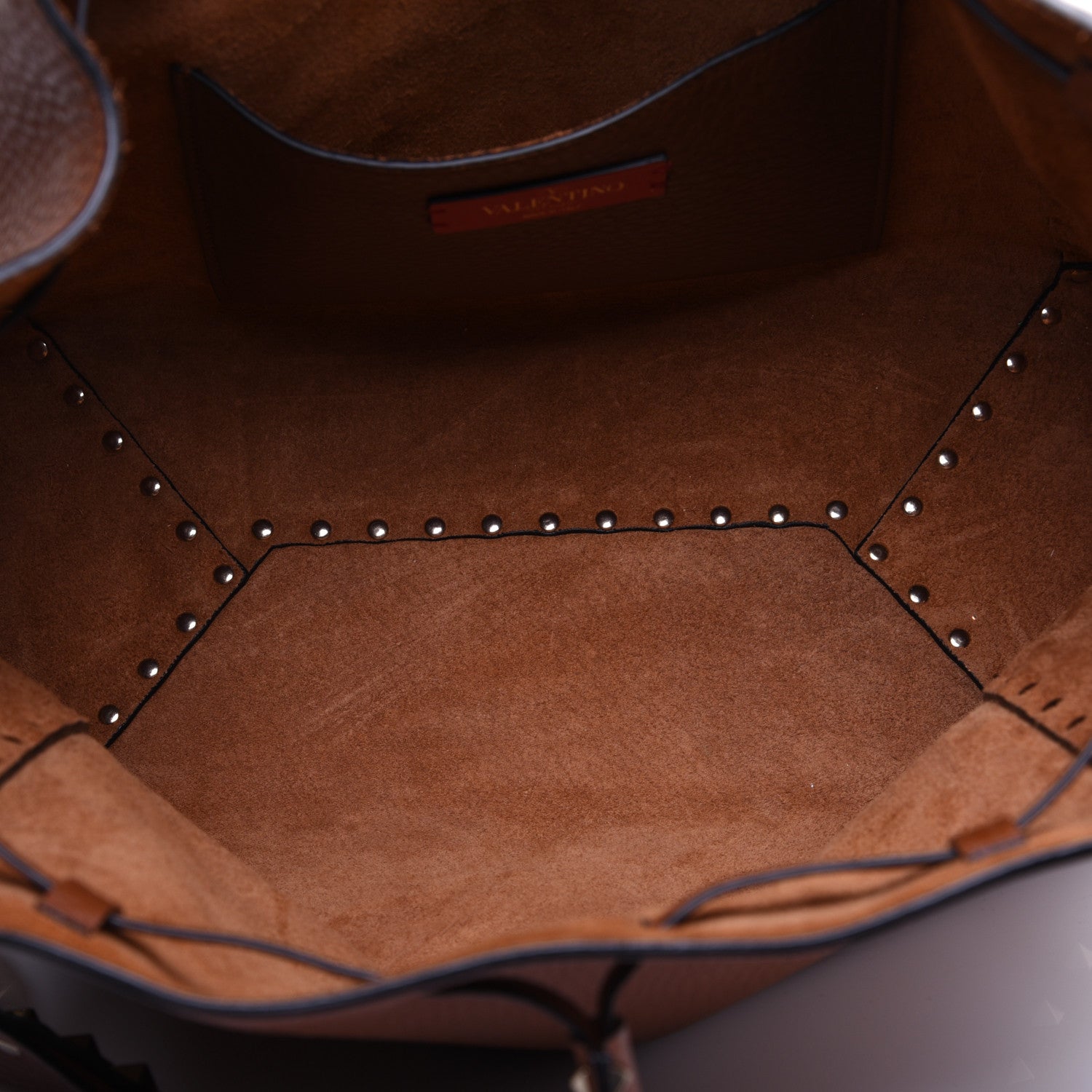 Valentino Garavani Pebbled Calfskin Rockstud Bucket Bag Saddle Brown 5 of 11