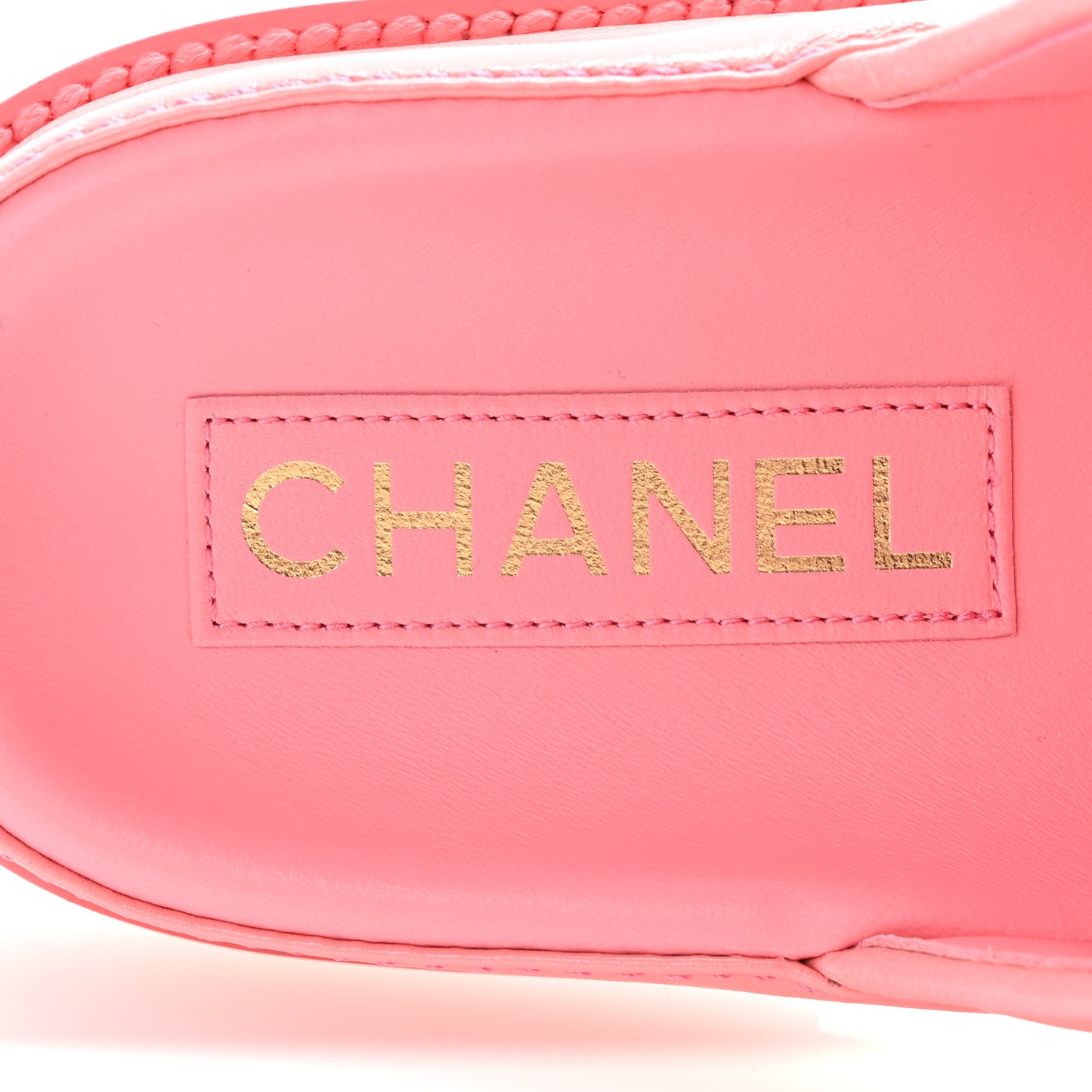 Lambskin Quilted Velcro Dad Chain CC Slide Sandals 39 Pink