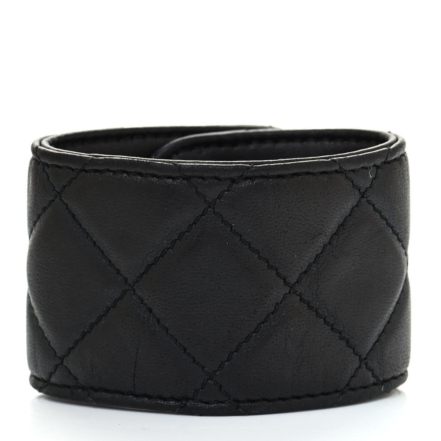 Lambskin Quilted CC Turnlock Cuff S Black