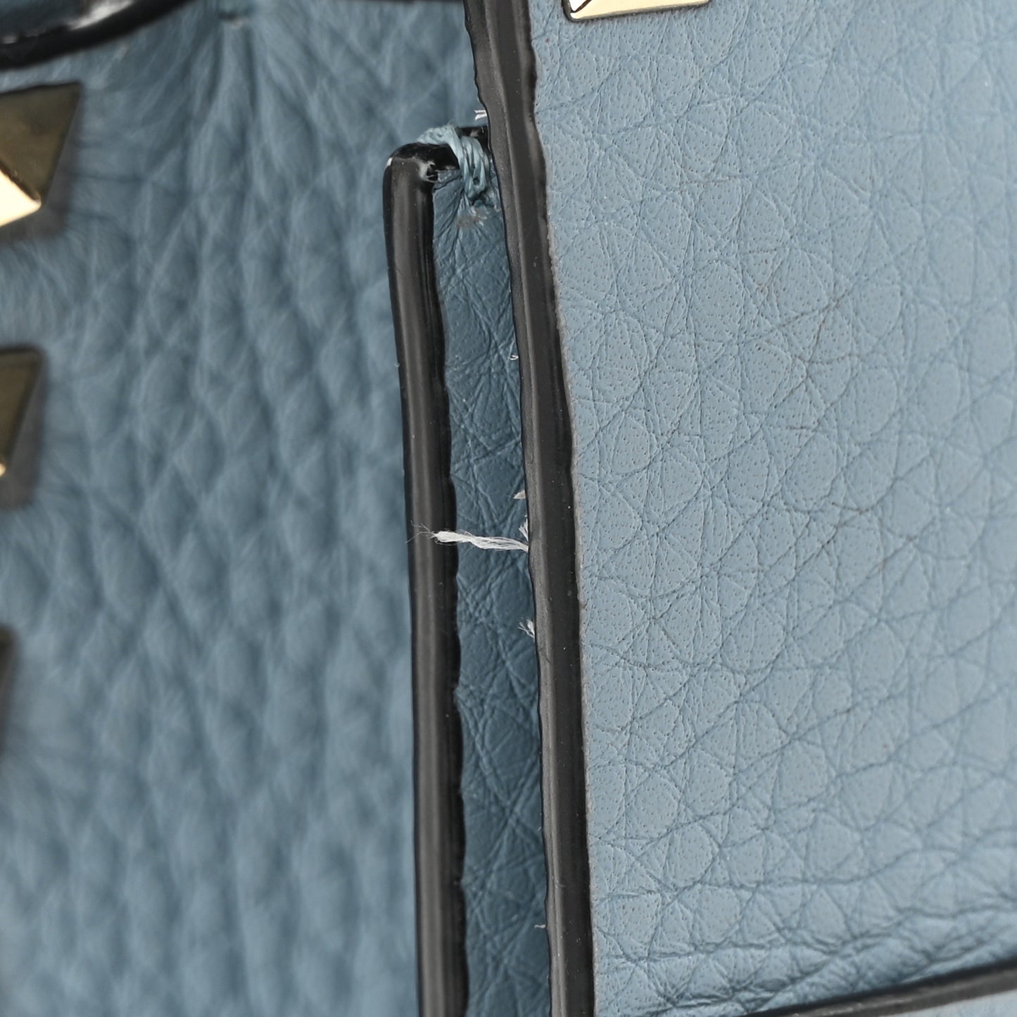 Grained Calfskin Small Rockstud Flap Crossbody Bag Niagara