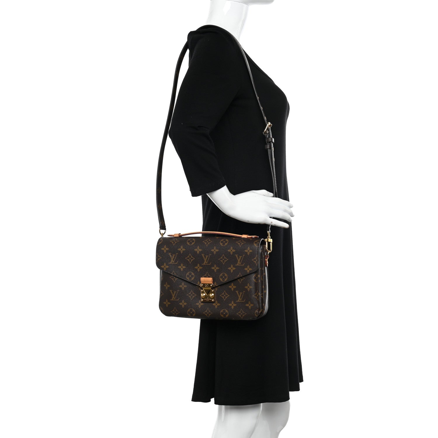 Louis Vuitton Monogram Pochette Metis 2 of 10