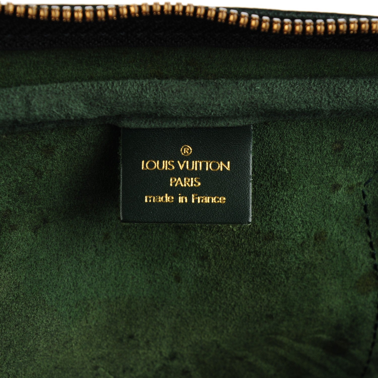 Louis Vuitton Taiga Kendall PM Epicea 6 of 8