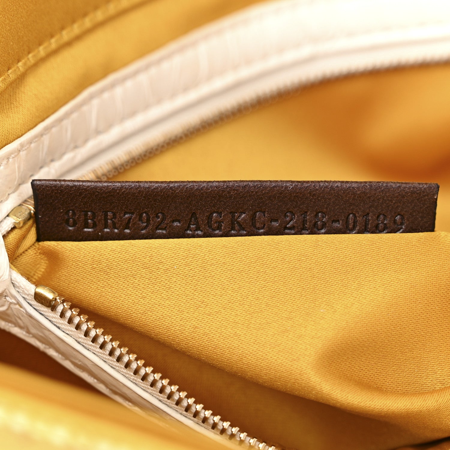 Fendi Satin Sequin Paillettes Elaphe Plexiglass Baguette 1997 Giallo Avorio 7 of 10