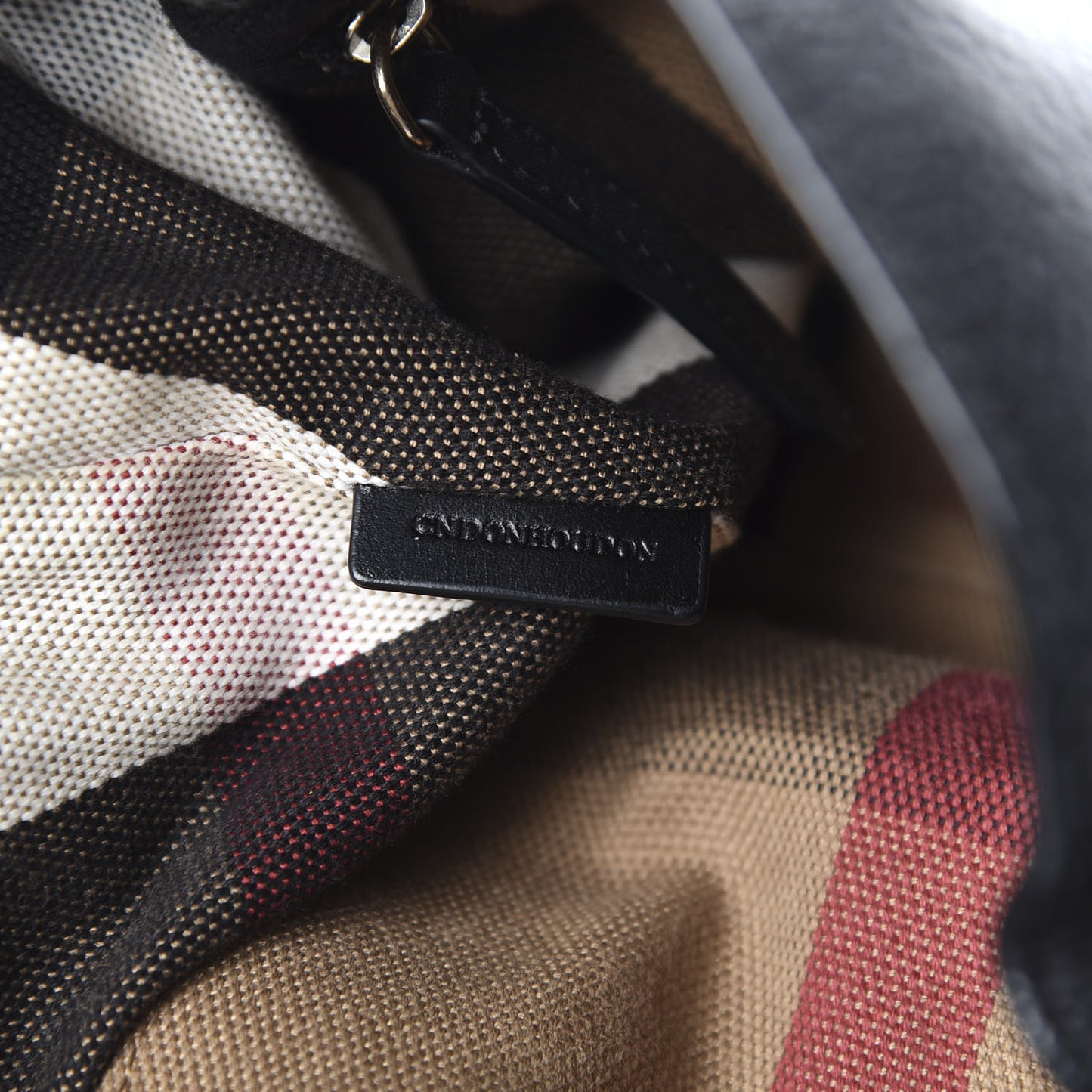 Grainy Calfskin House Check Small Maidstone Black
