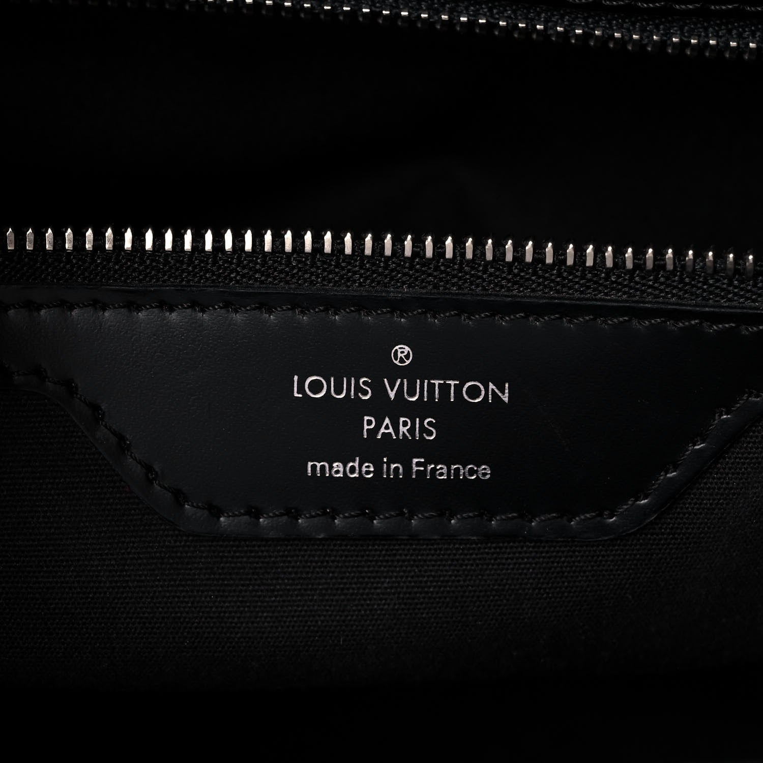 Louis Vuitton Epi Montaigne Sac Black 5 of 11